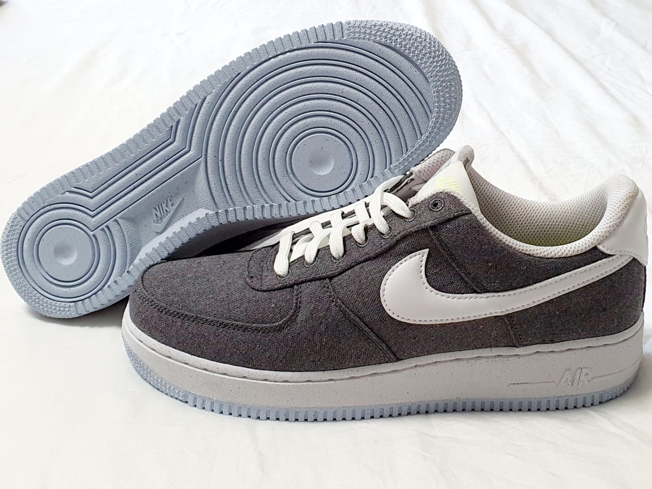 Nike Air Force 1 Low Recycled Canvas 착용 스타일 - 4