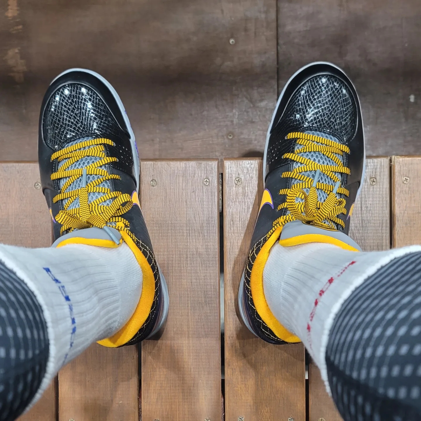 Nike Kobe 4 Protro Carpe Diem 착용 스타일 - 1