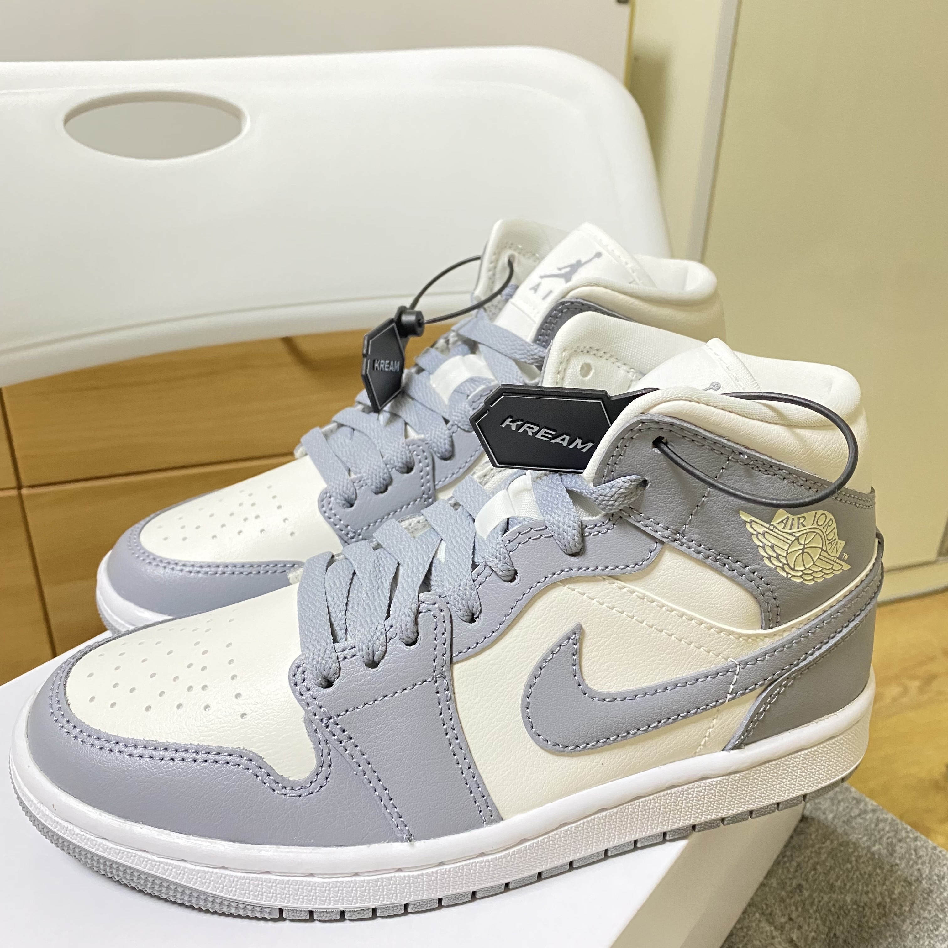(W) Jordan 1 Mid Sail Stealth 착용 스타일 - 2
