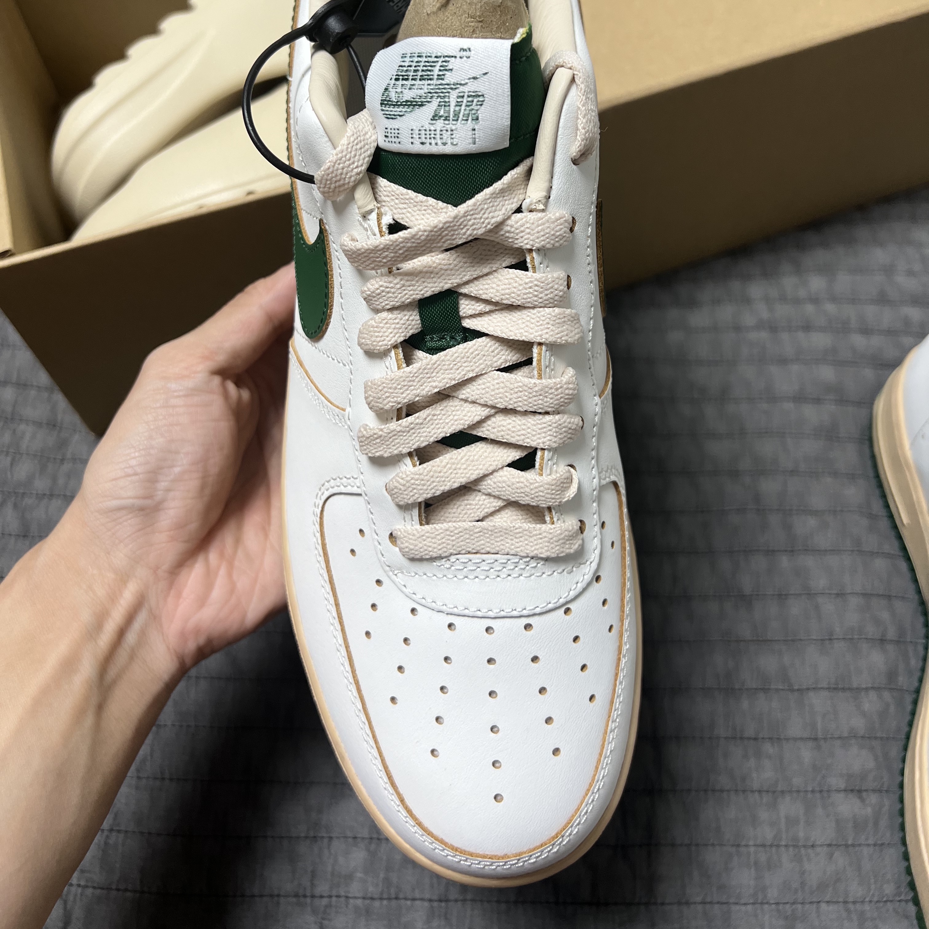 (W) Nike Air Force 1 Low Gorge Green 착용 스타일 - 3
