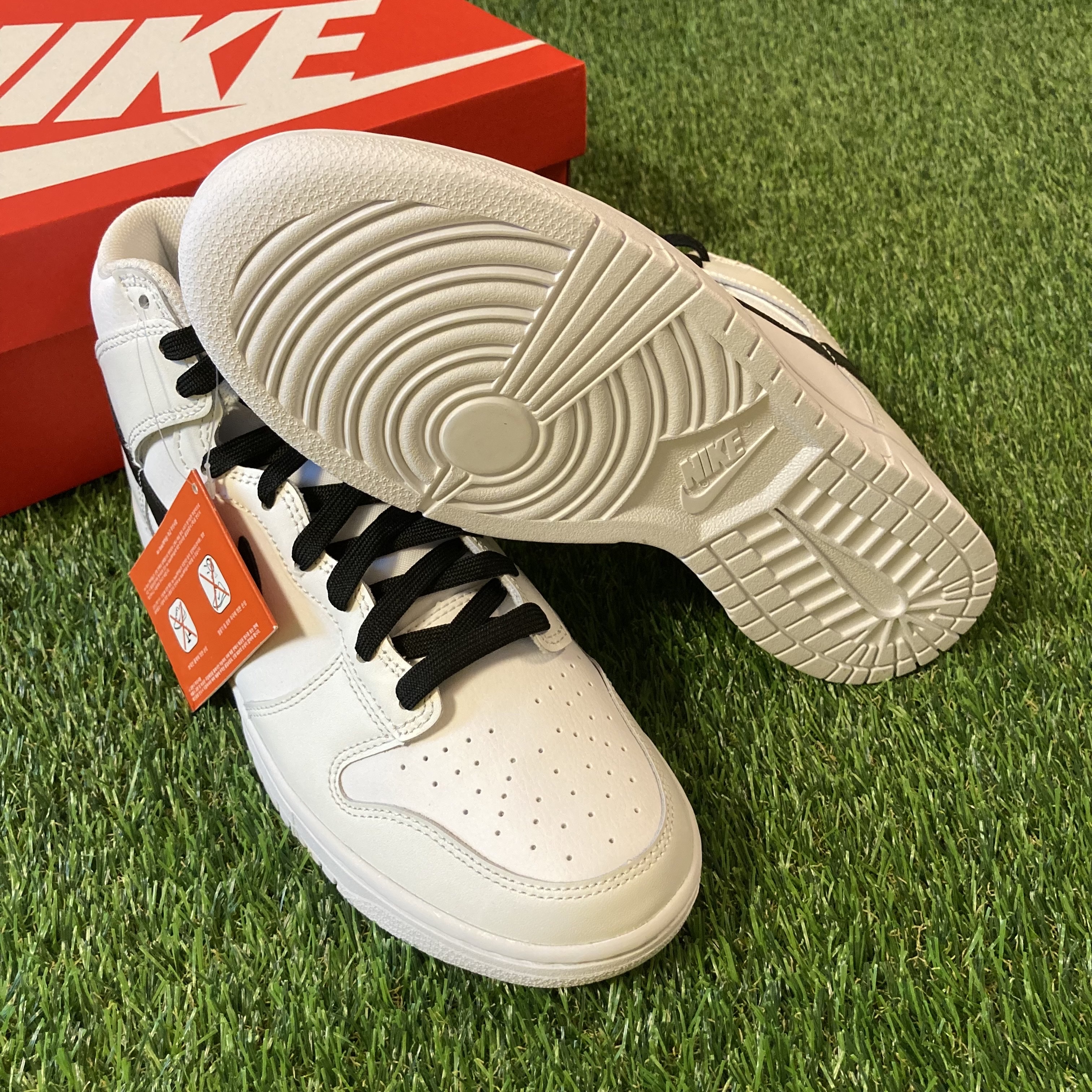 Nike Dunk High Retro Summit White 착용 스타일 - 1