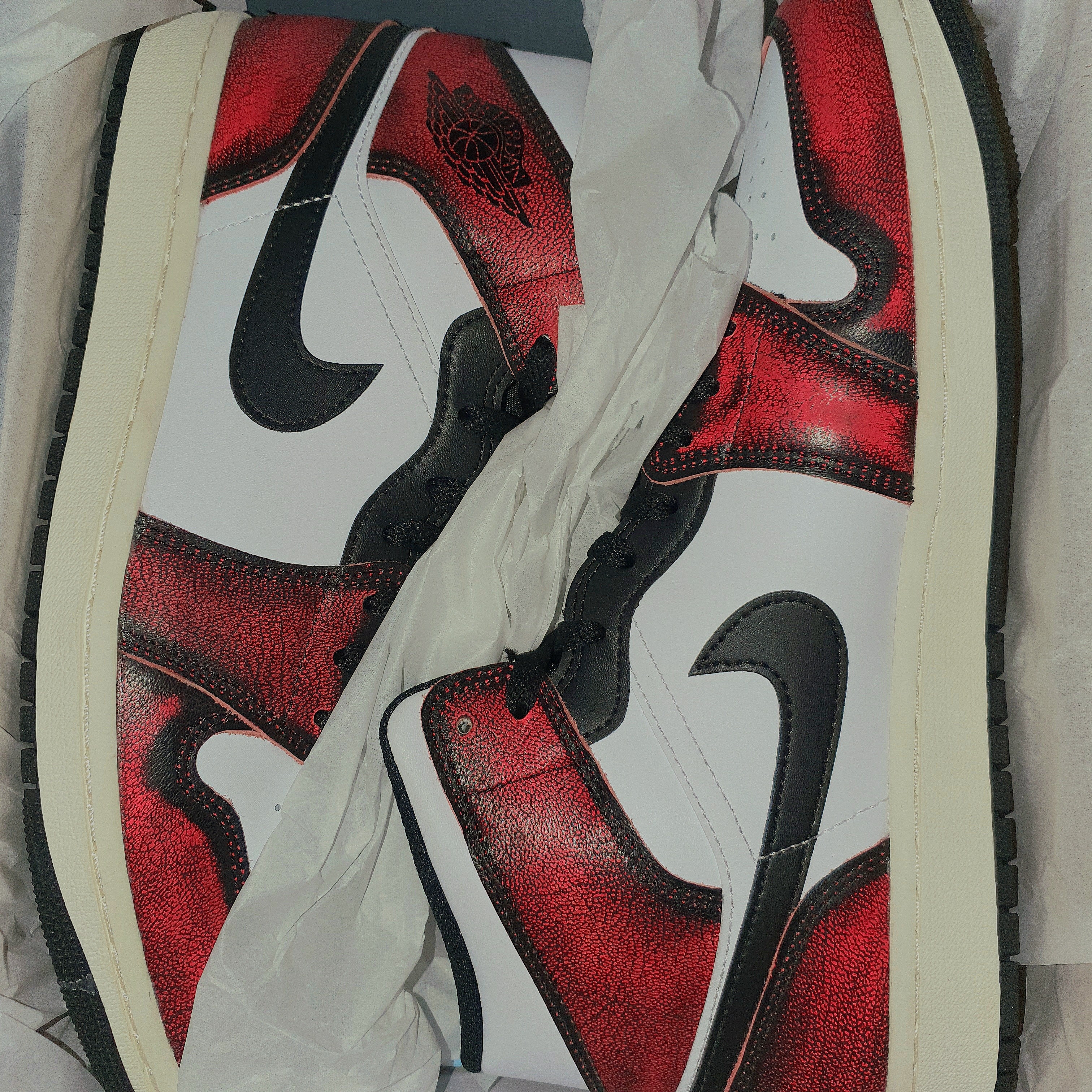 Jordan 1 Mid SE Infrared 23 착용 스타일
