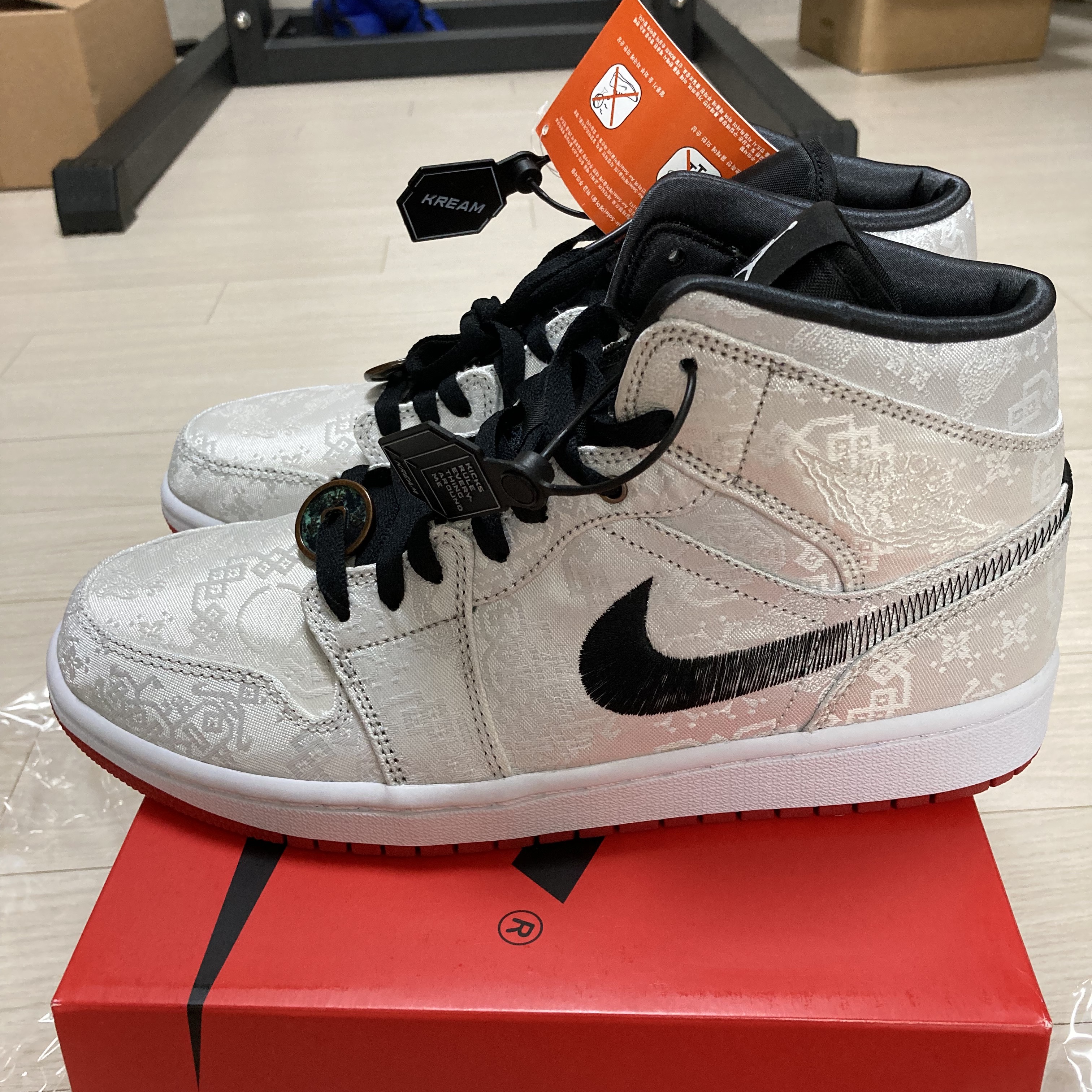 Jordan 1 x Clot Mid SE Fearless Edison Chen 착용 스타일 - 4