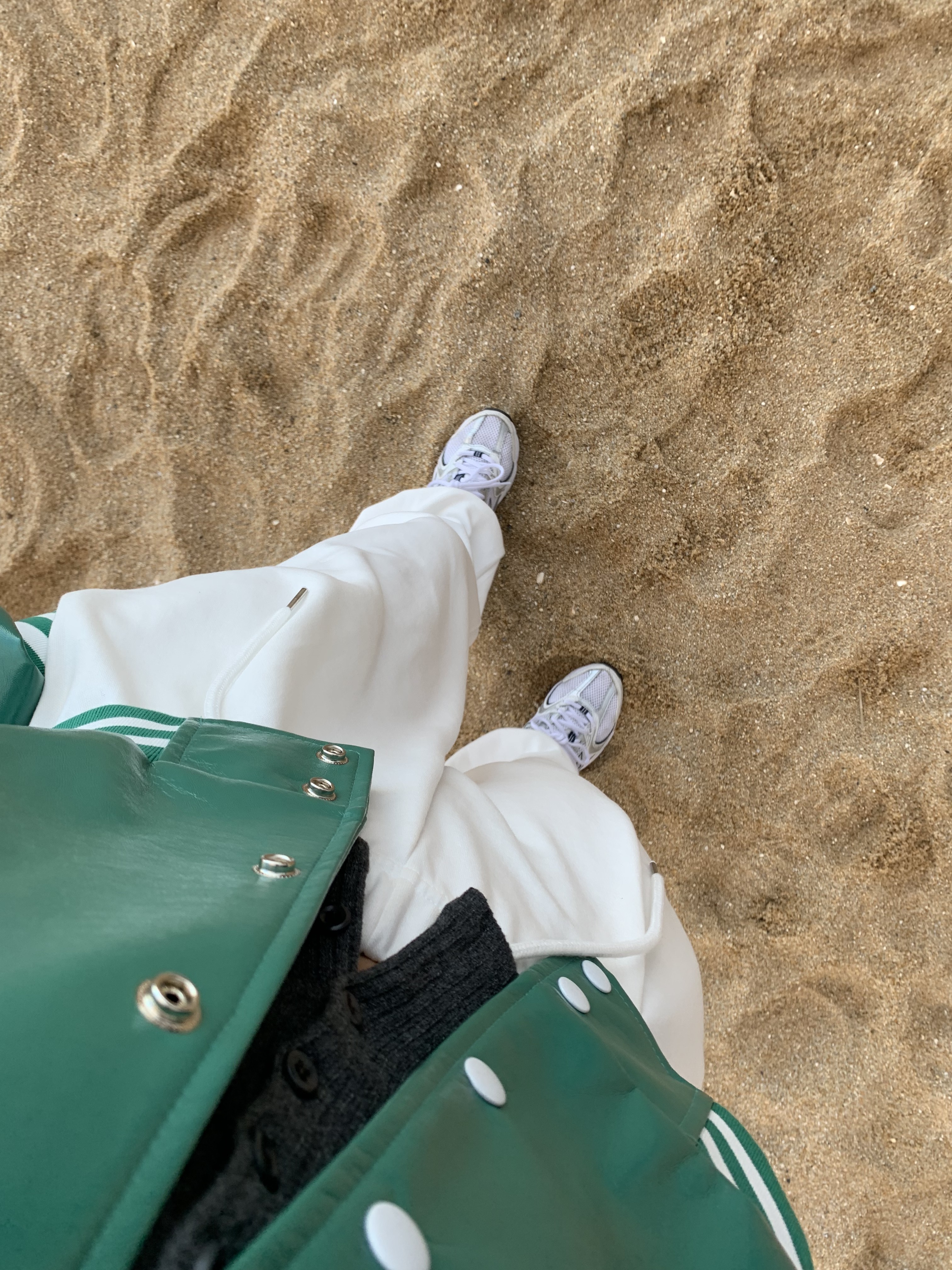 New Balance 530 White 착용 스타일 - 3