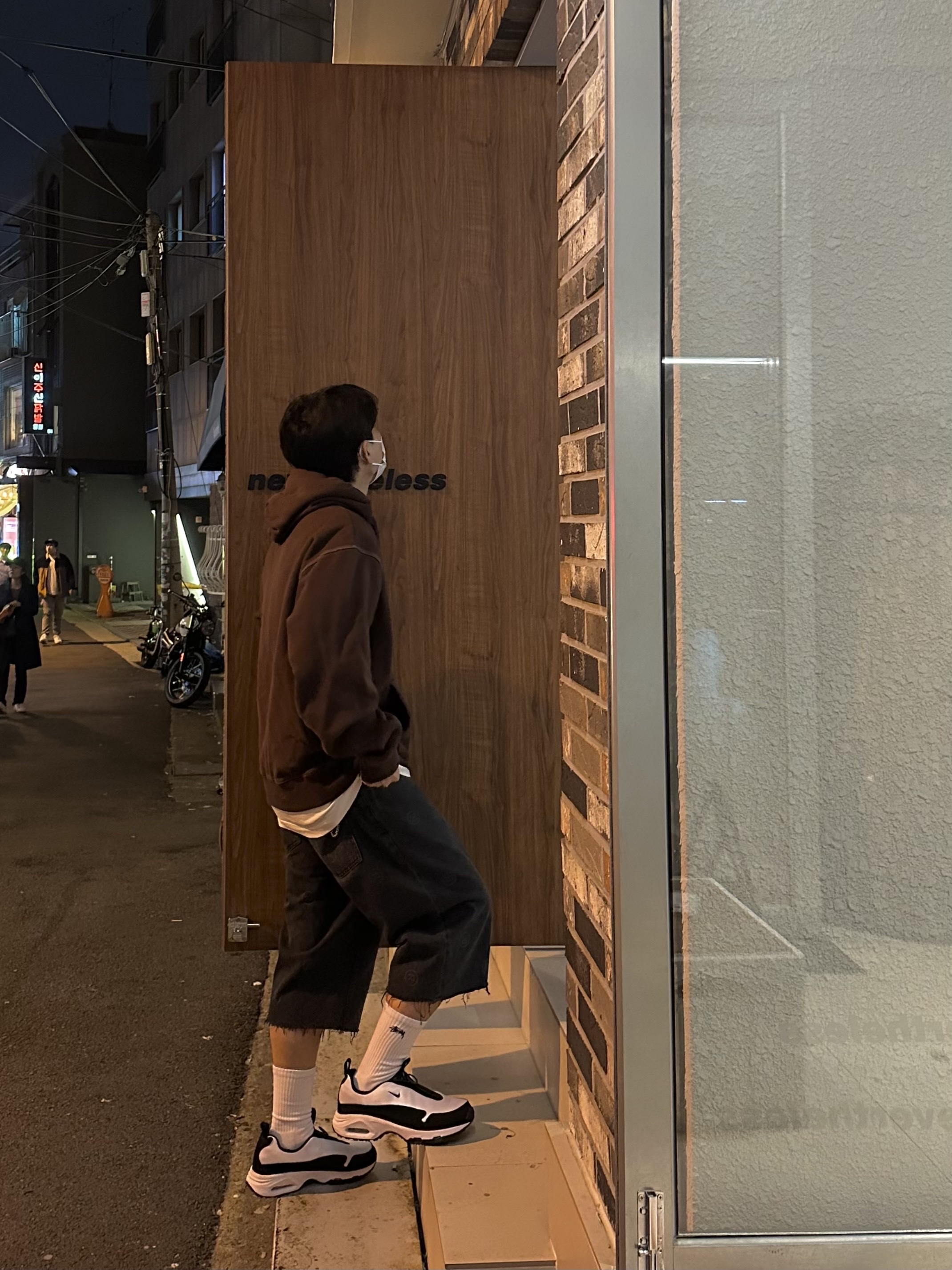 Nike x Comme des Garcons Homme Plus Air Max Sunder SP White Black, Stussy Small Stock Crew Socks White (3 Pack) 착용 스타일 - 1