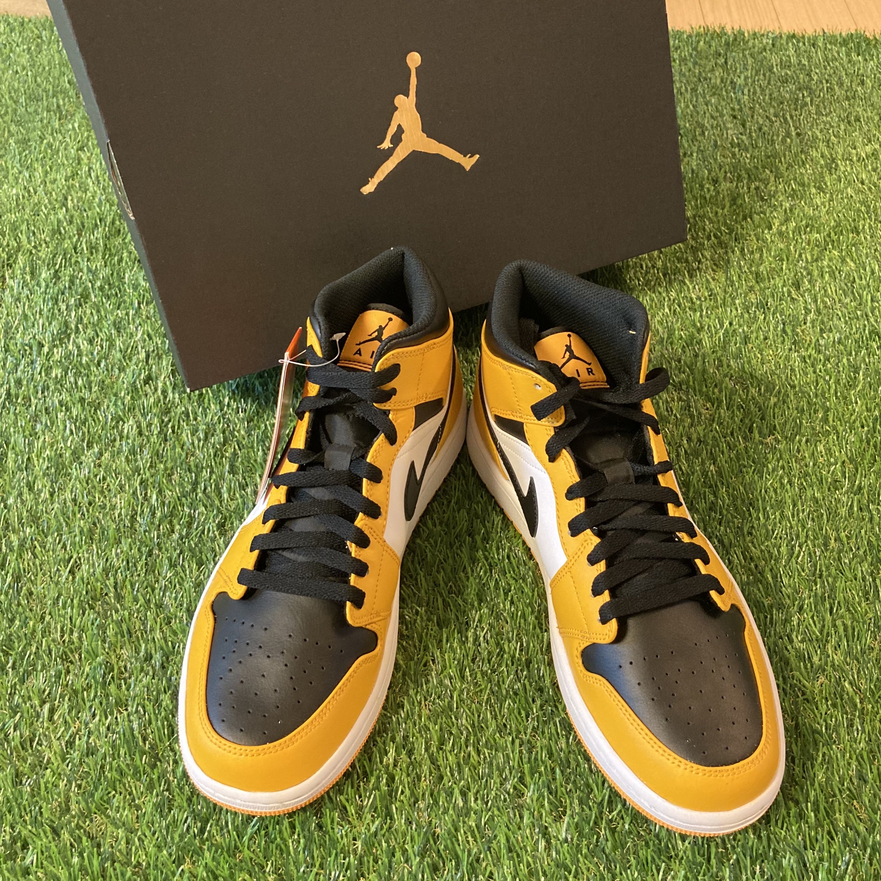 Jordan 1 Mid Taxi 착용 스타일 - 1