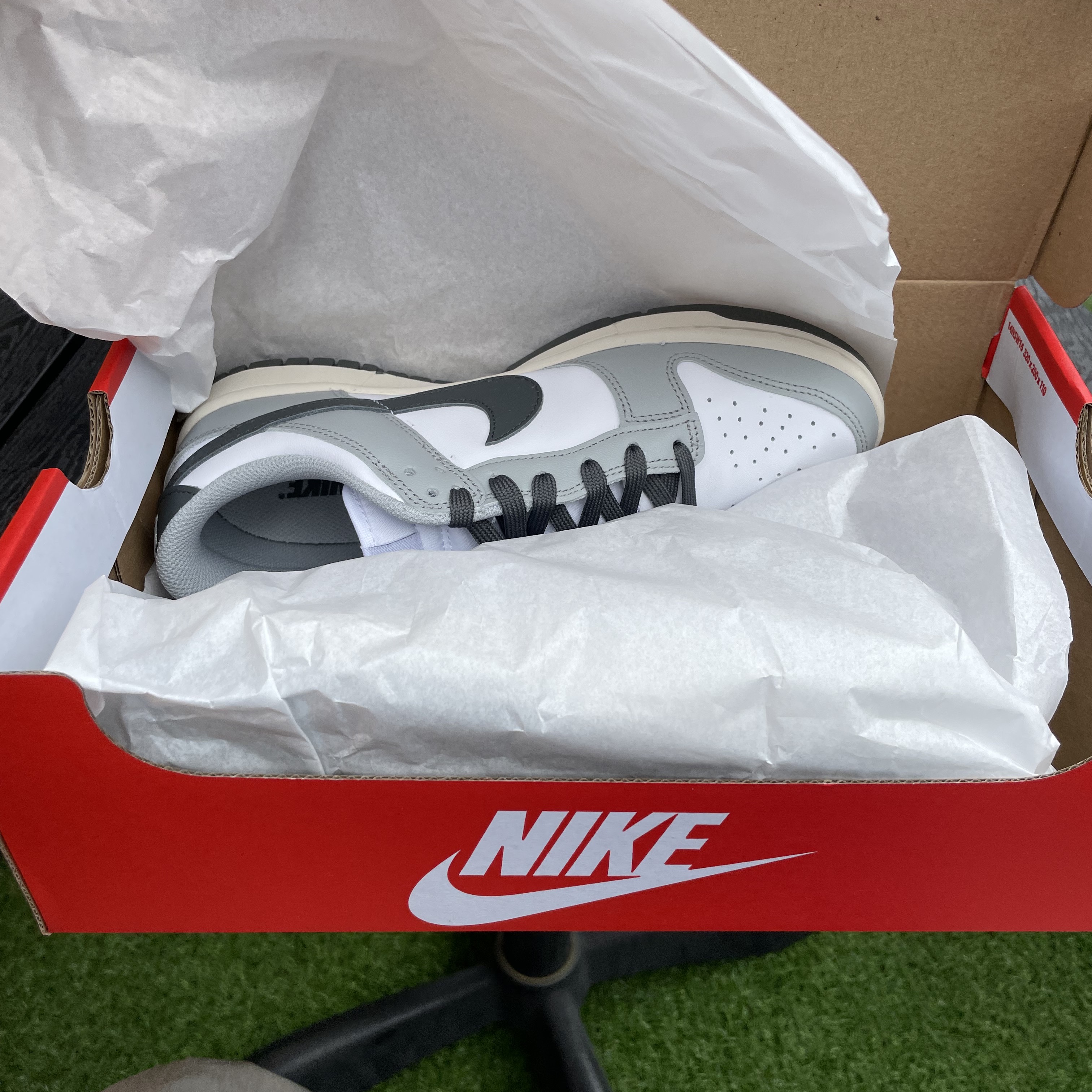 (W) Nike Dunk Low Light Smoke Grey 착용 스타일
