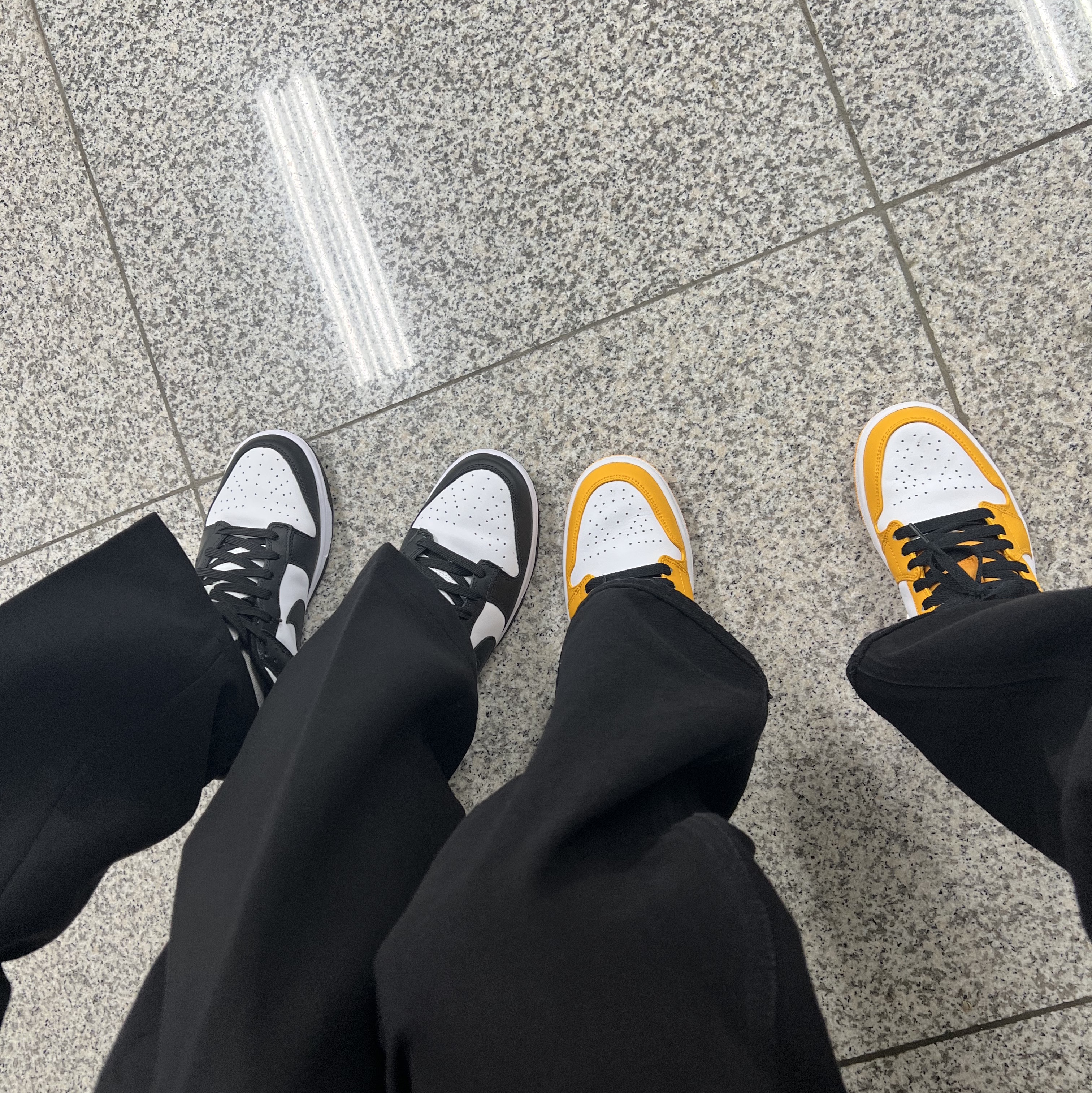 Nike Dunk Low Retro Black, Jordan 1 Low Taxi 착용 스타일