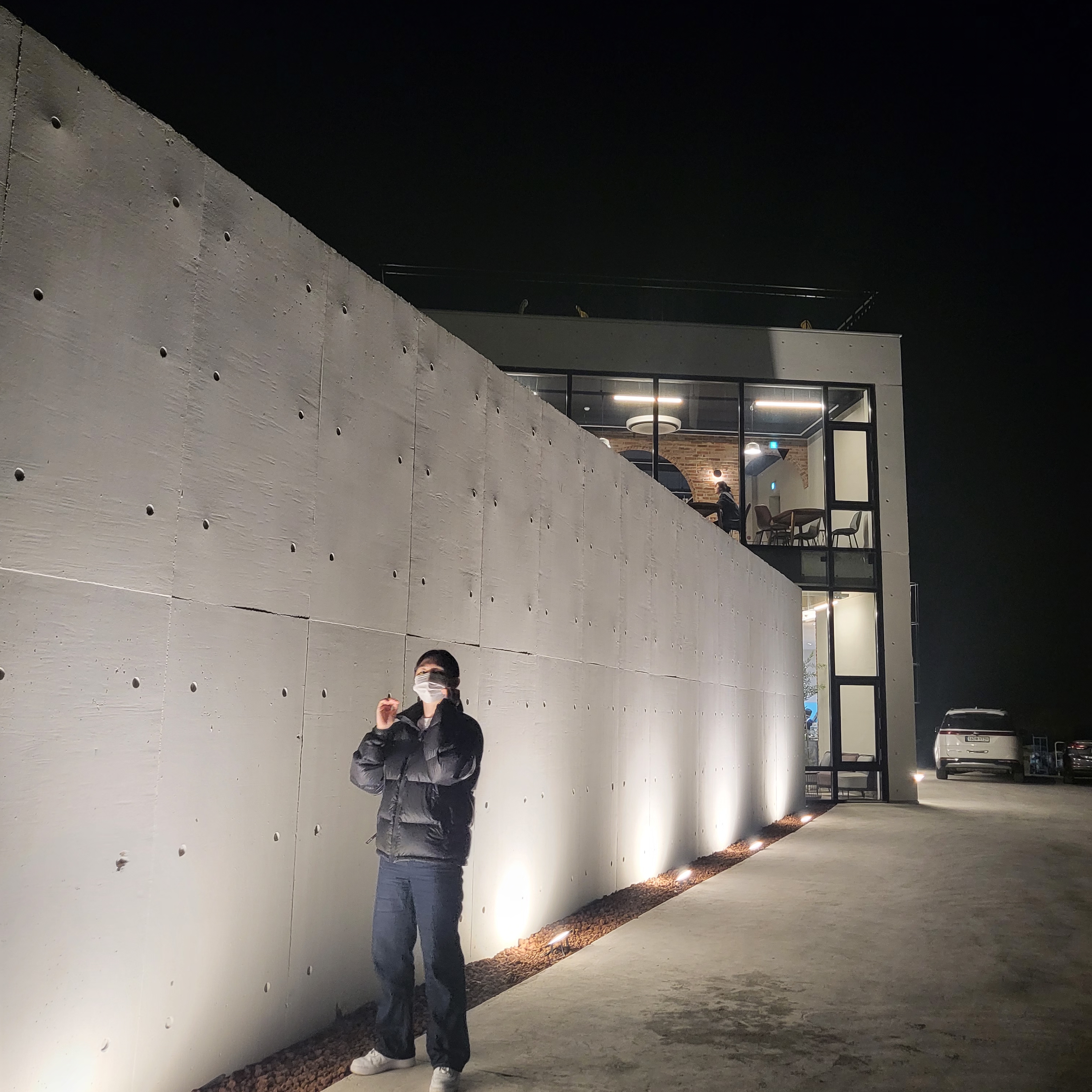 The North Face 1996 Eco Nuptse Jacket Black 착용 스타일