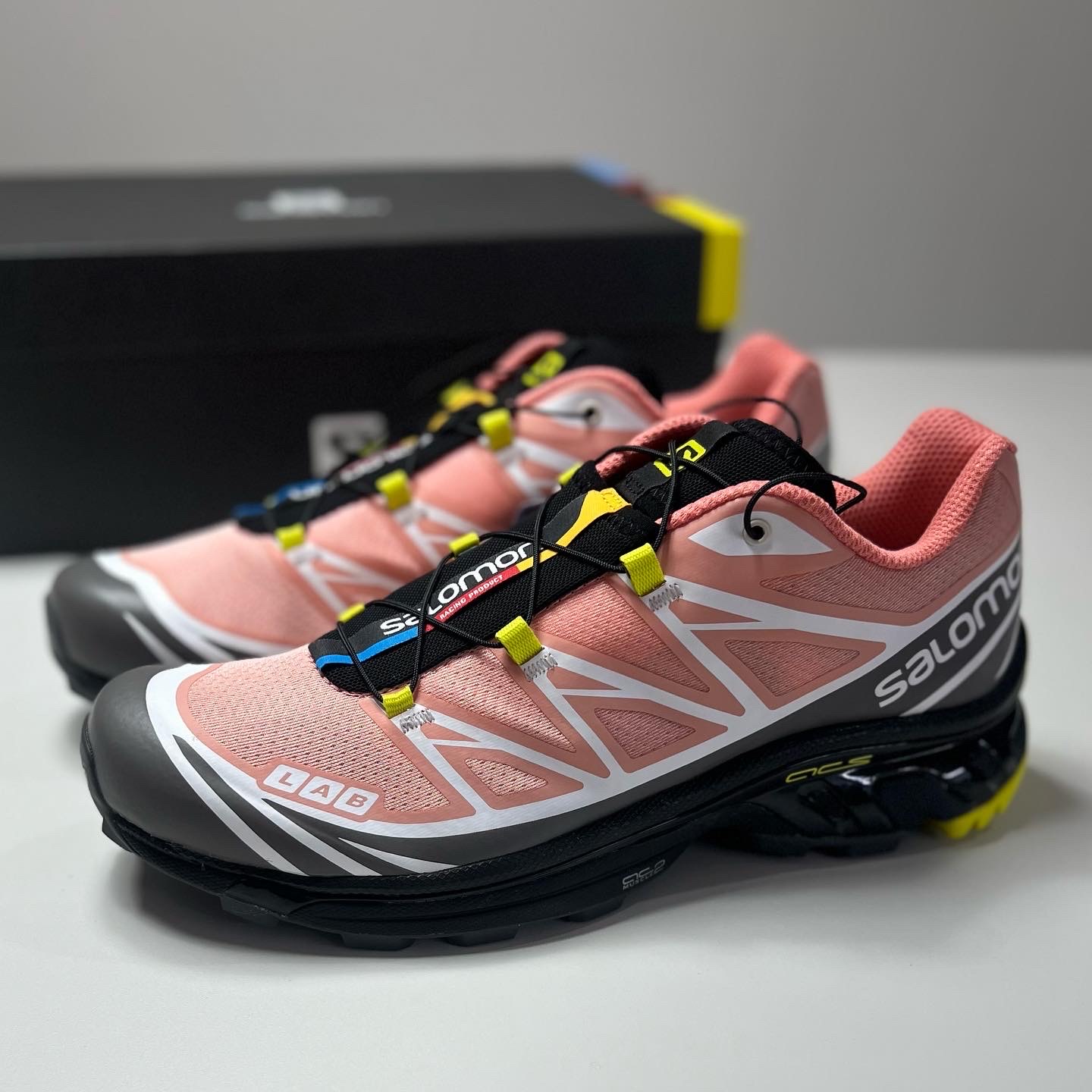 Salomon XT-6 Blooming Dahlia 착용 스타일