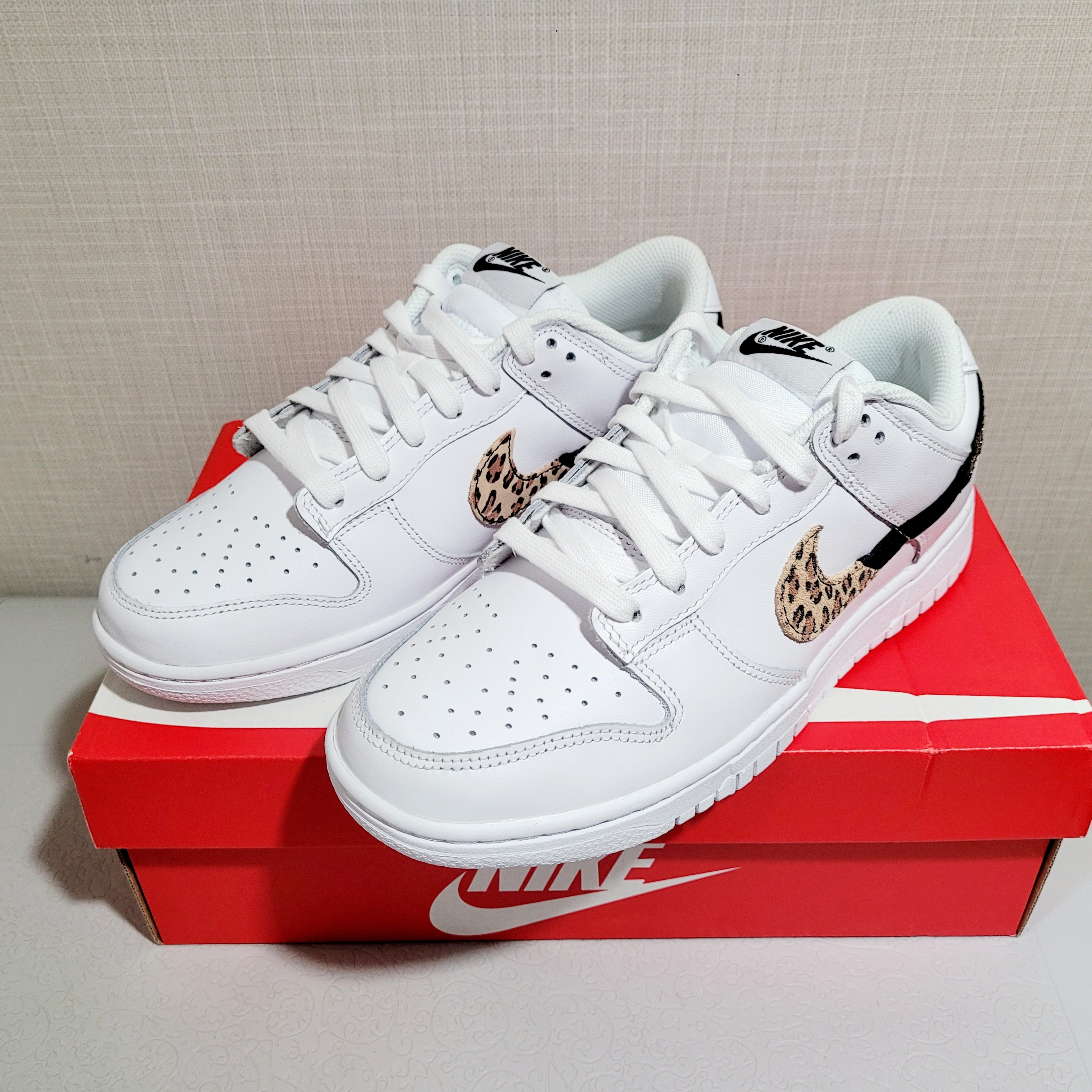 (W) Nike Dunk Low SE Primal White 착용 스타일 - 2