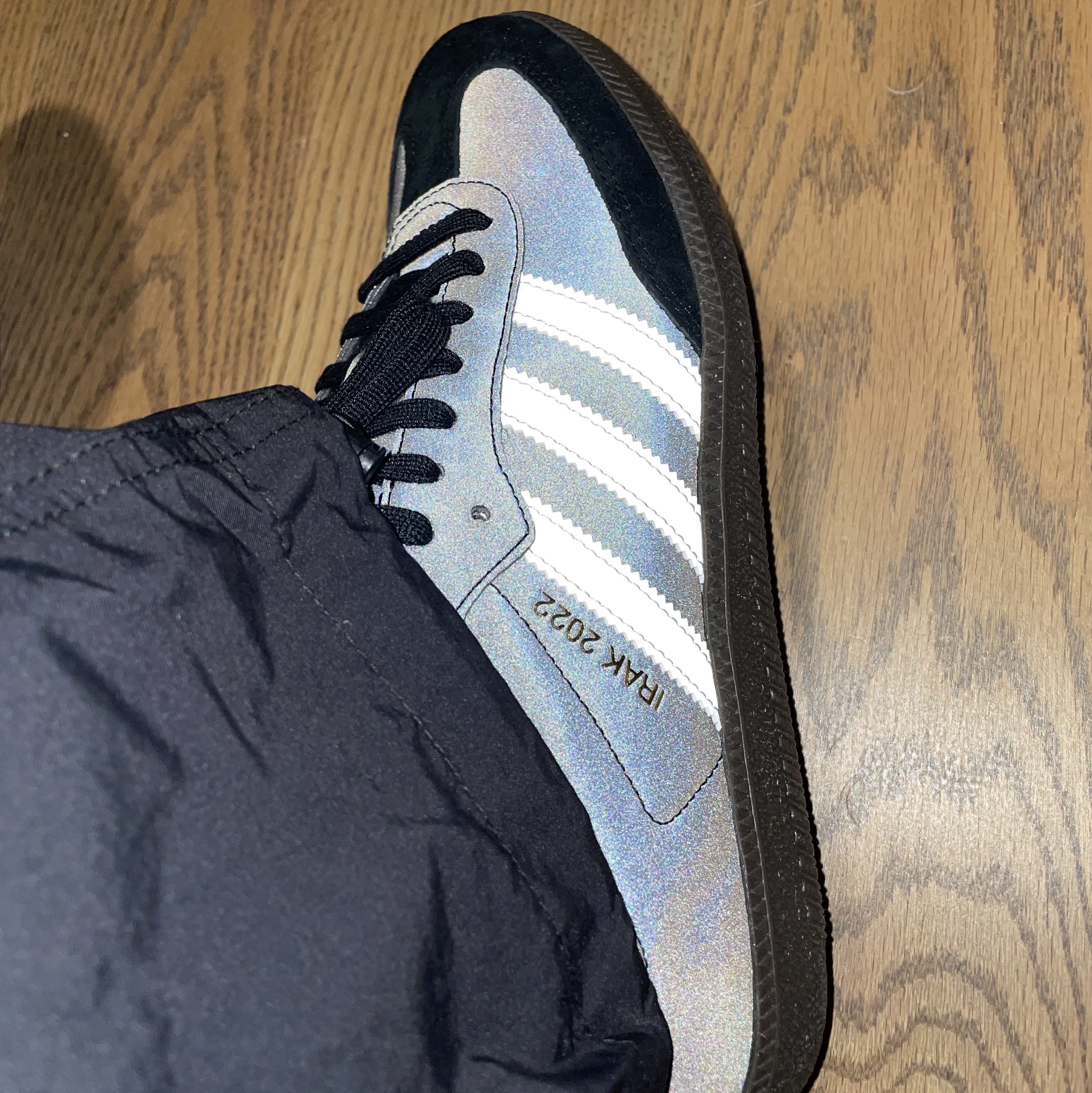 Adidas x Irak Samba Core Black 착용 스타일 - 3