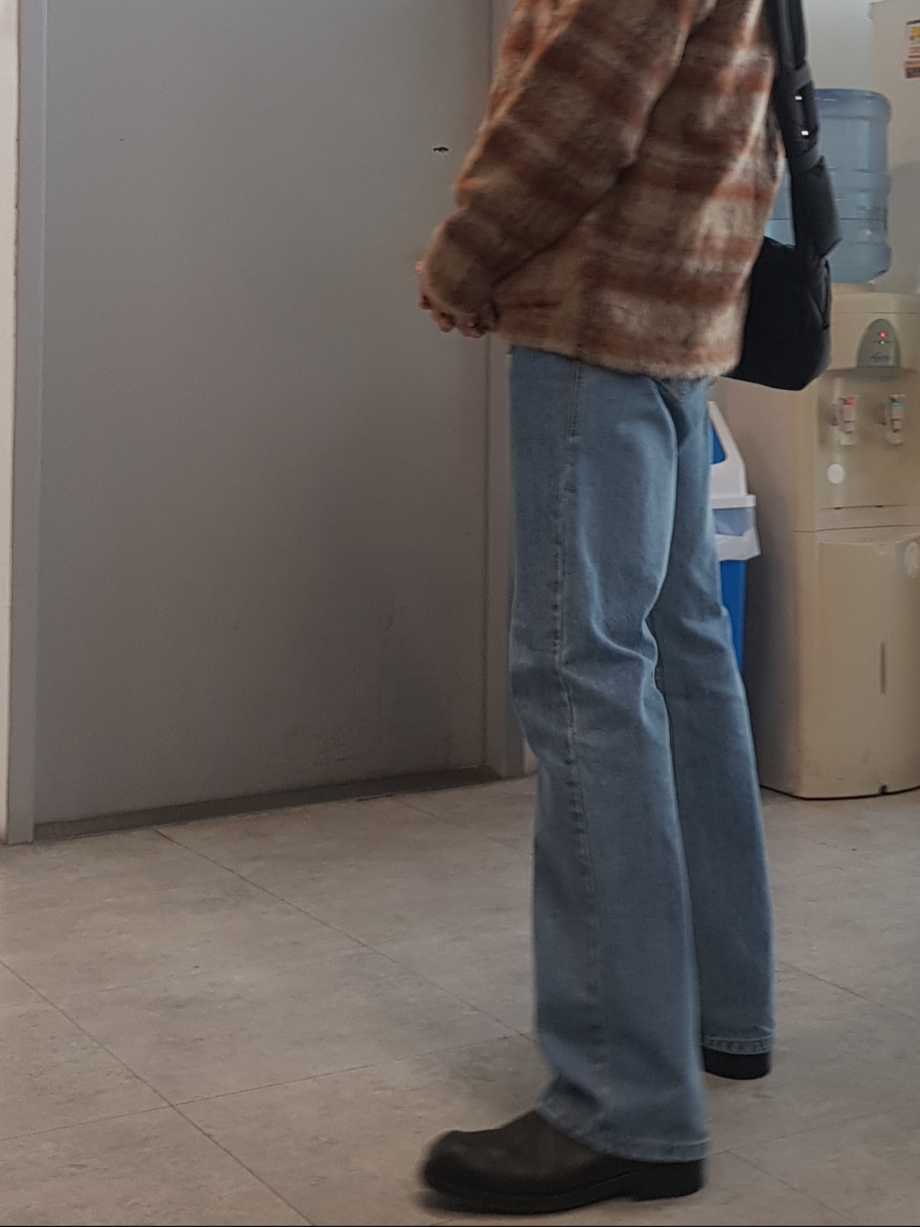 Our Legacy Cardigan Mohair Ament Check, Bottega Veneta Padded Tech Cassette Black 착용 스타일 - 2