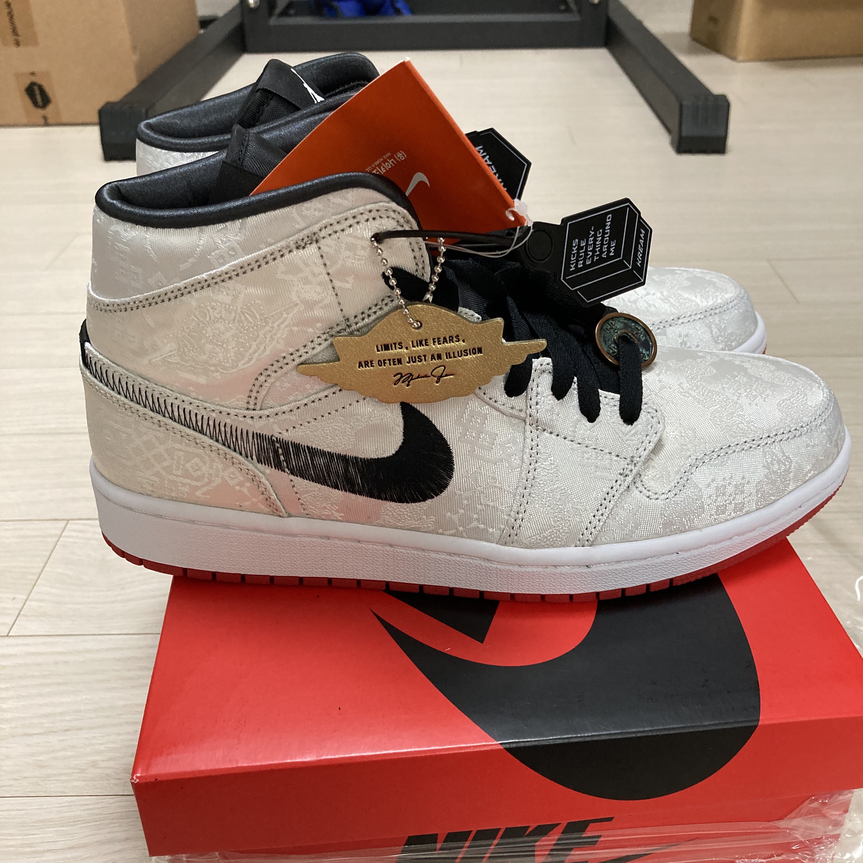 Jordan 1 x Clot Mid SE Fearless Edison Chen 착용 스타일 - 2