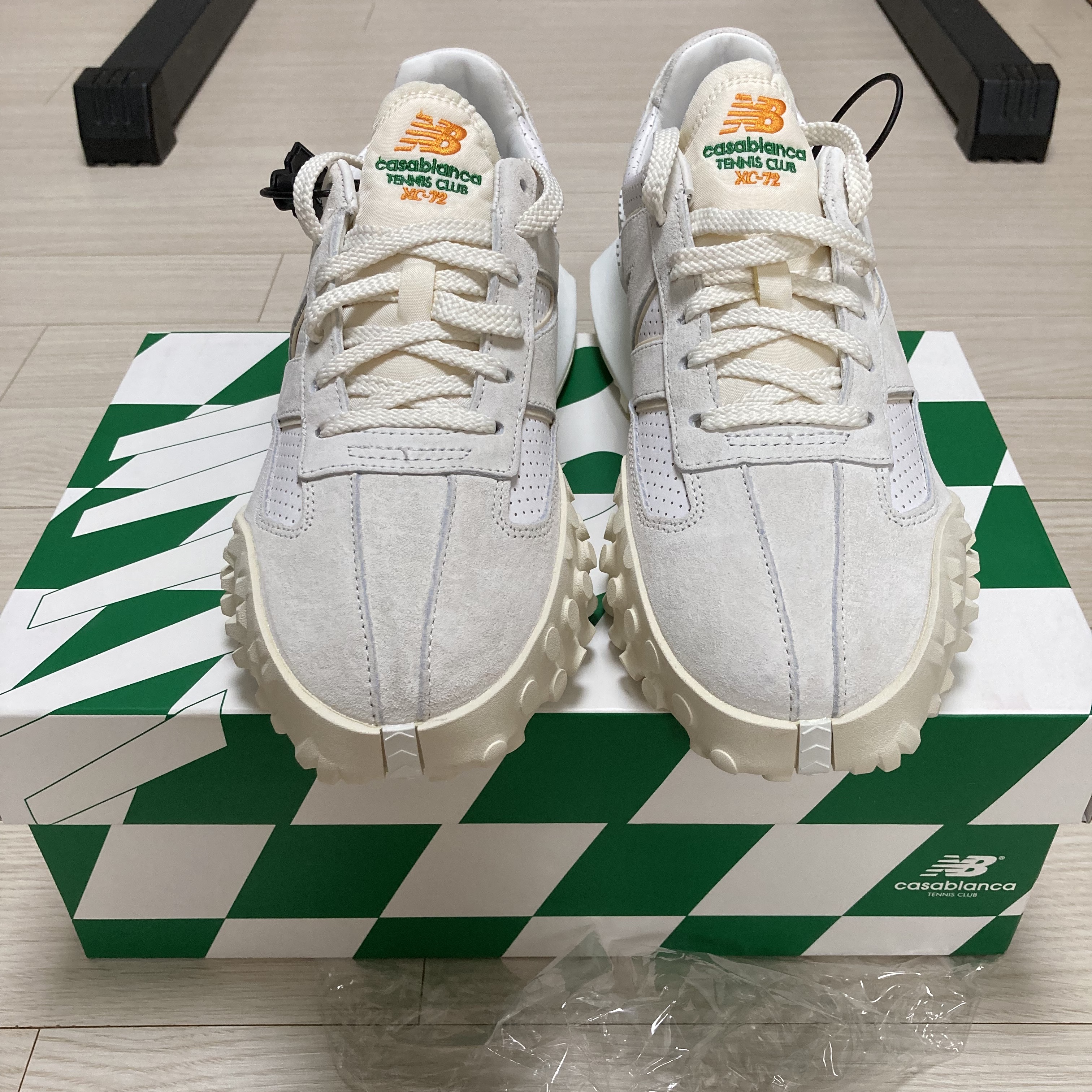 New Balance x Casablanca XC-72 Marshmallow Brilliant White 착용 스타일 - 1