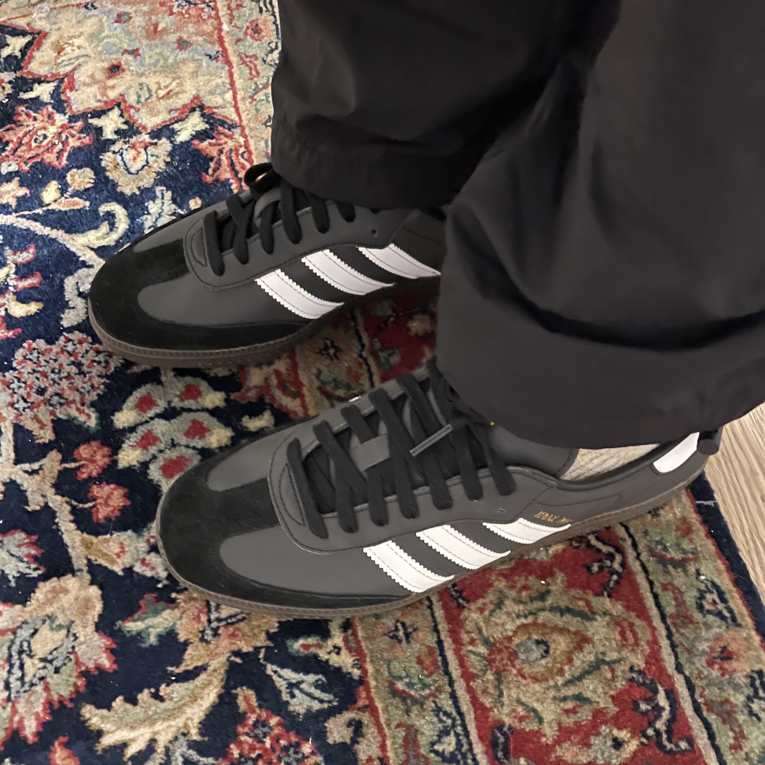 Adidas x Irak Samba Core Black 착용 스타일 - 2