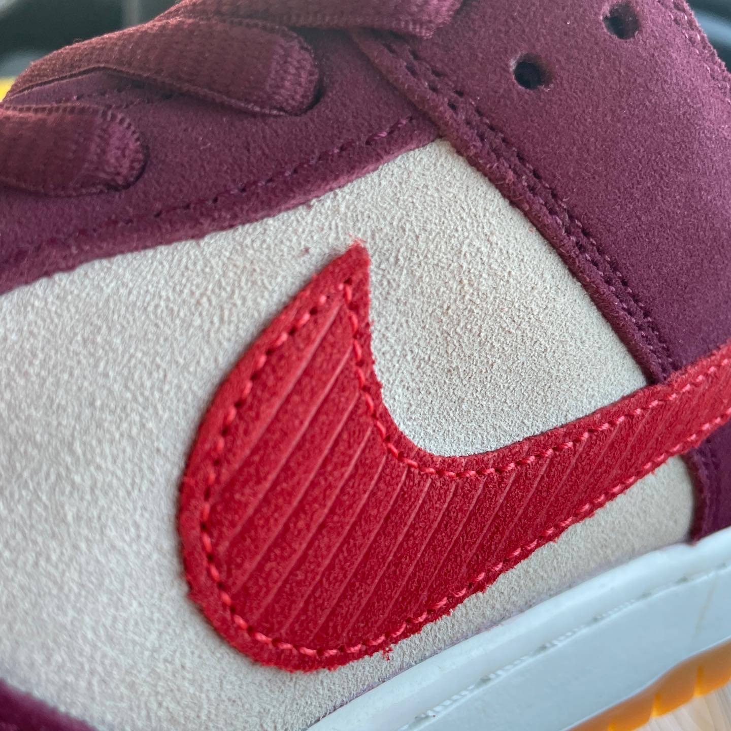 Nike x Skate Like a Girl SB Dunk Low QS Barely Rose 착용 스타일 - 4