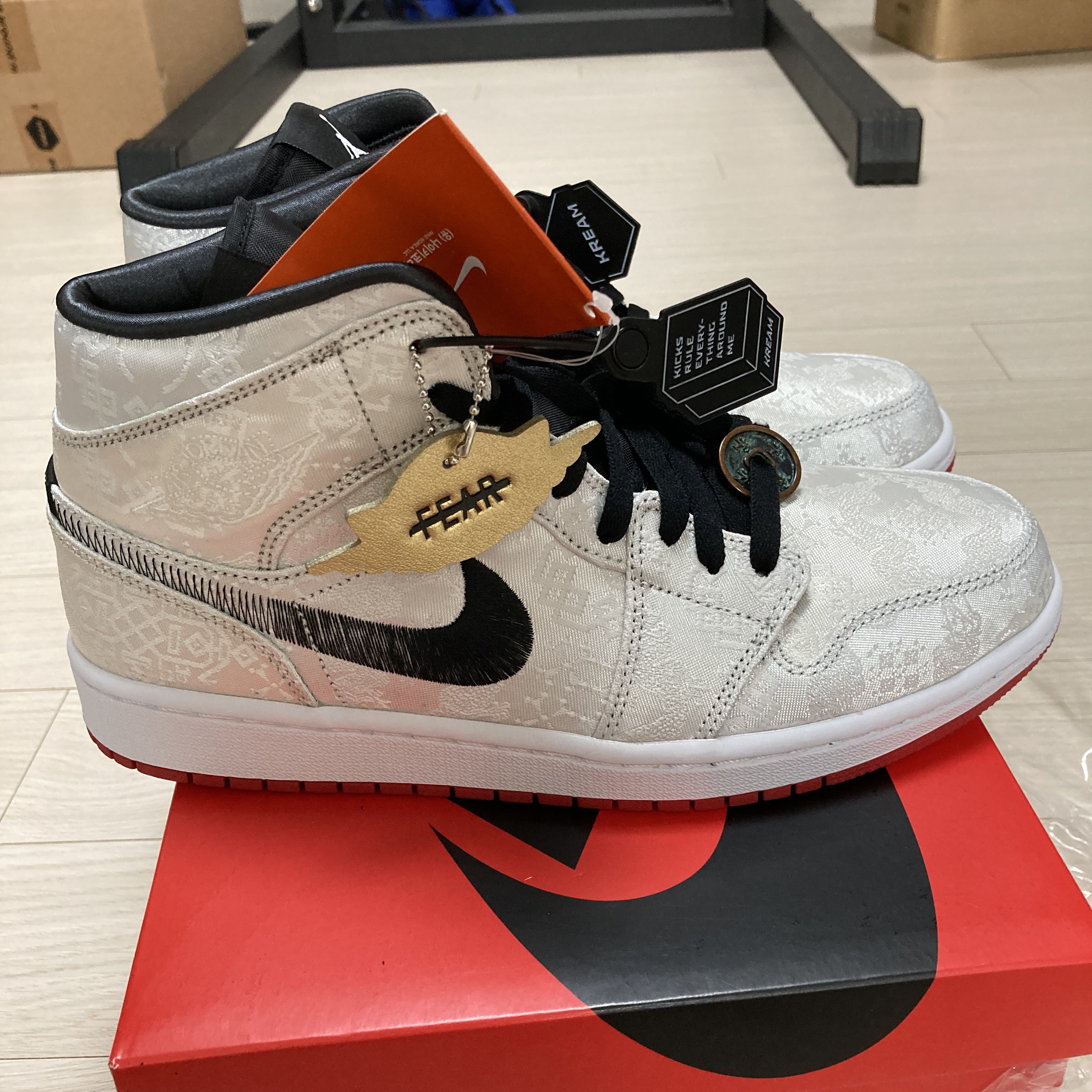 Jordan 1 x Clot Mid SE Fearless Edison Chen 착용 스타일 - 3