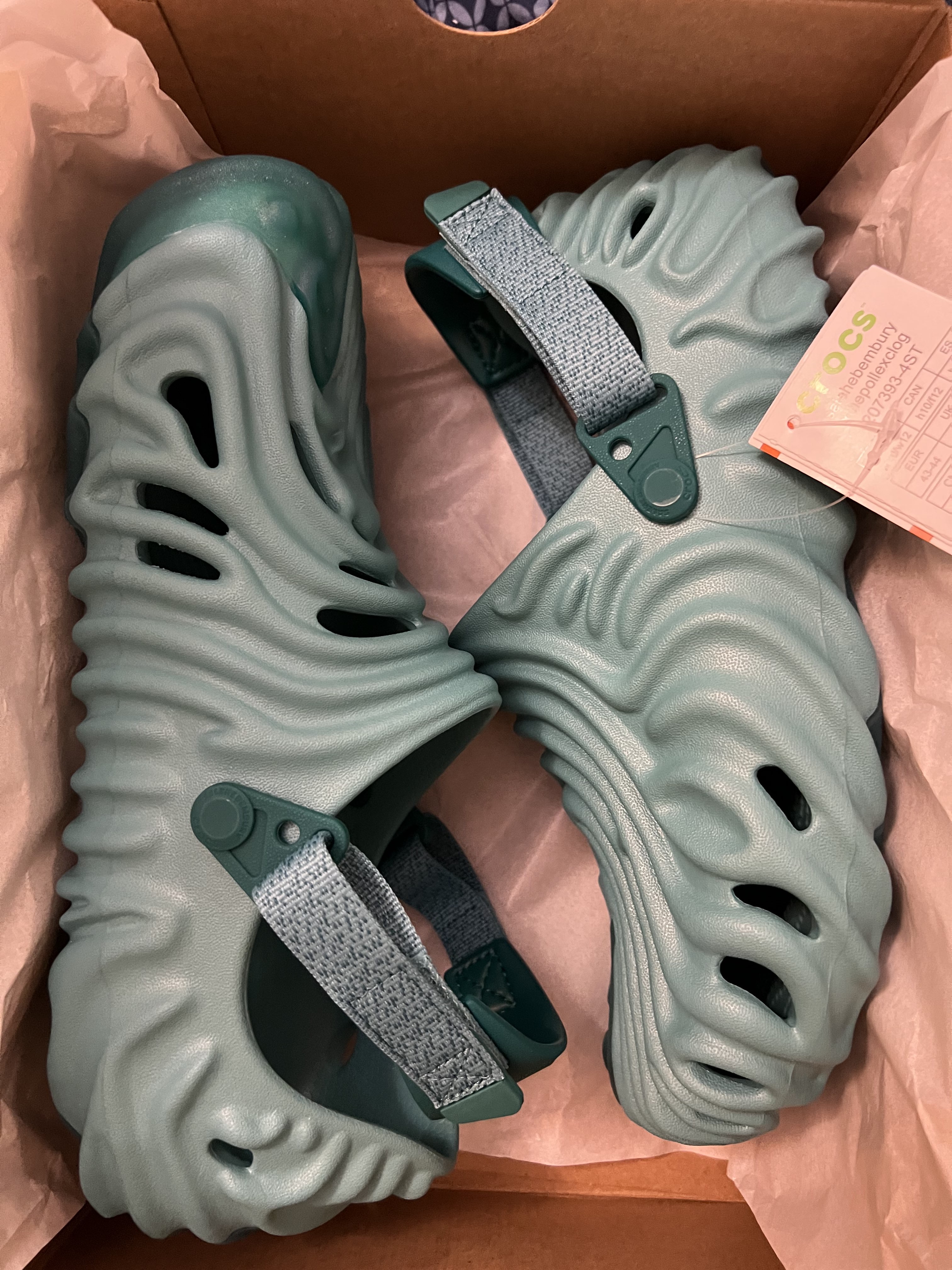 Crocs x Salehe Bembury Pollex Clog Tide 착용 스타일