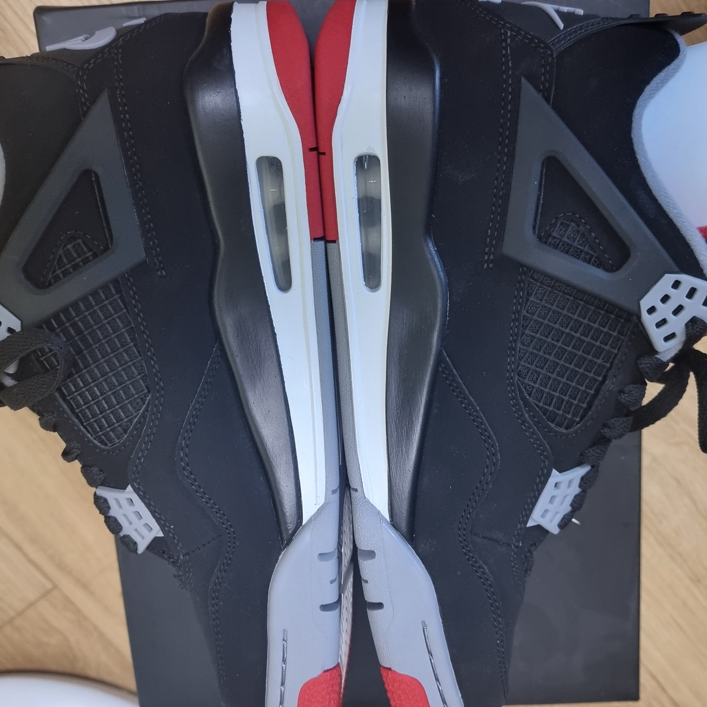 Jordan 4 Retro Bred 2019 착용 스타일 - 3