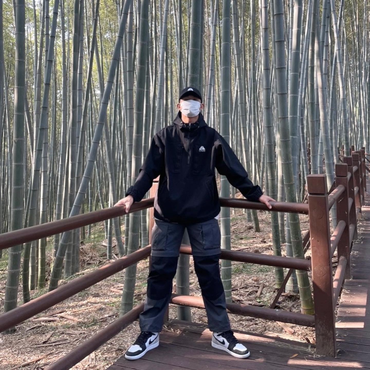 Supreme x Nike ACG Denim Pullover Black - 22FW, Supreme x Nike ACG Denim 6-Panel Black - 22FW 착용 스타일 - 2