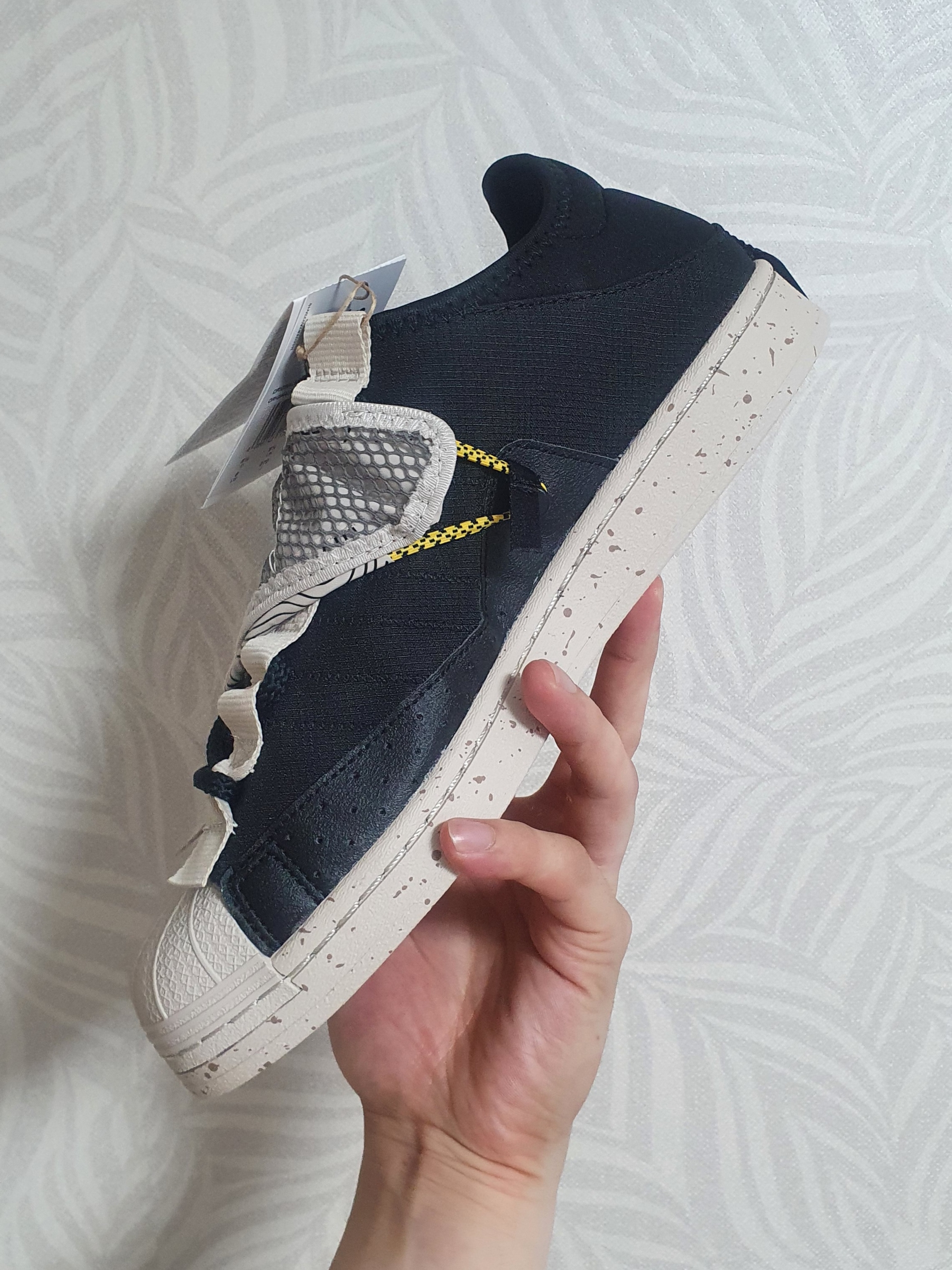 Adidas Superstar Bliss Core Black 착용 스타일 - 2