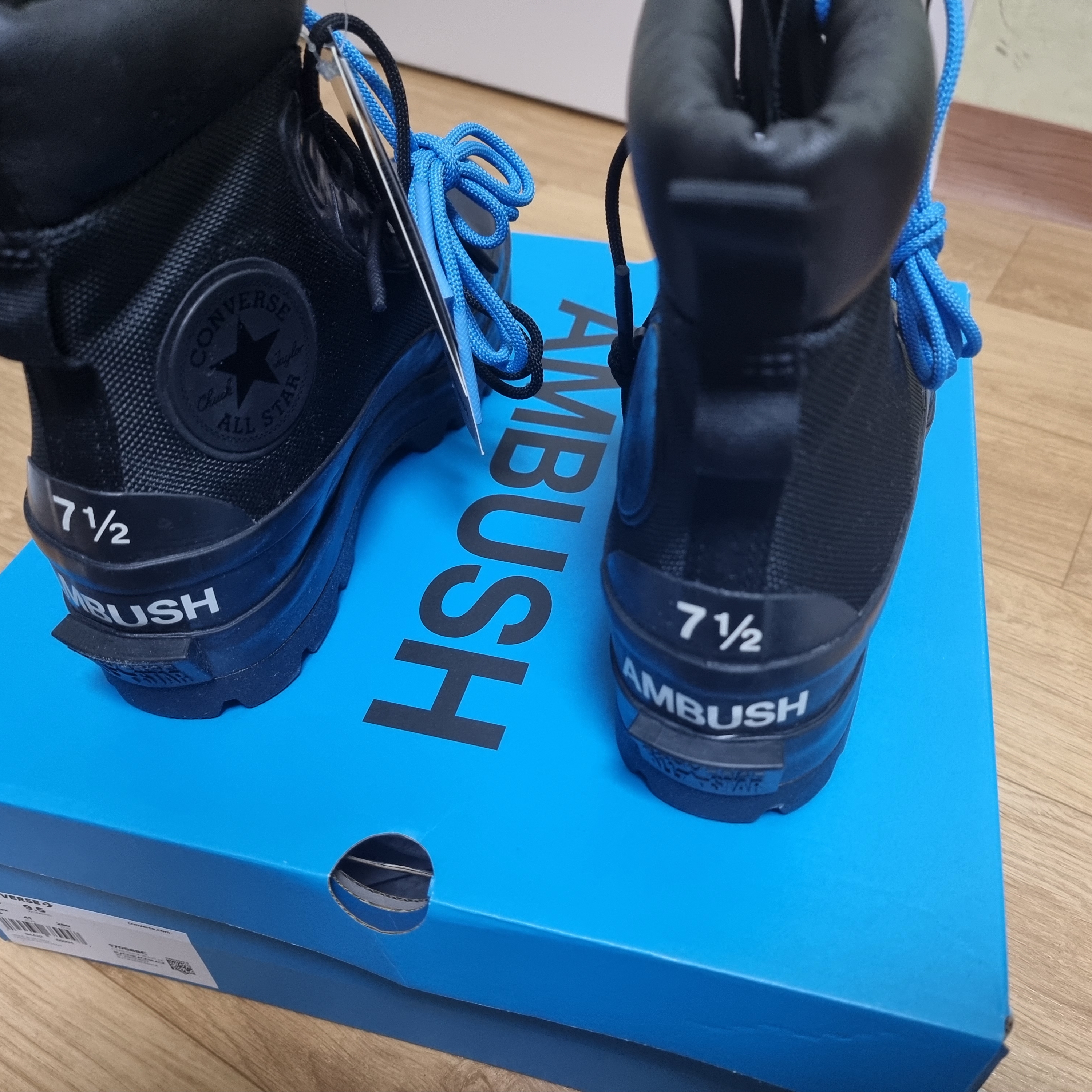 Converse x Ambush Chuck Taylor All Star Duck Boot Black 착용 스타일 - 1