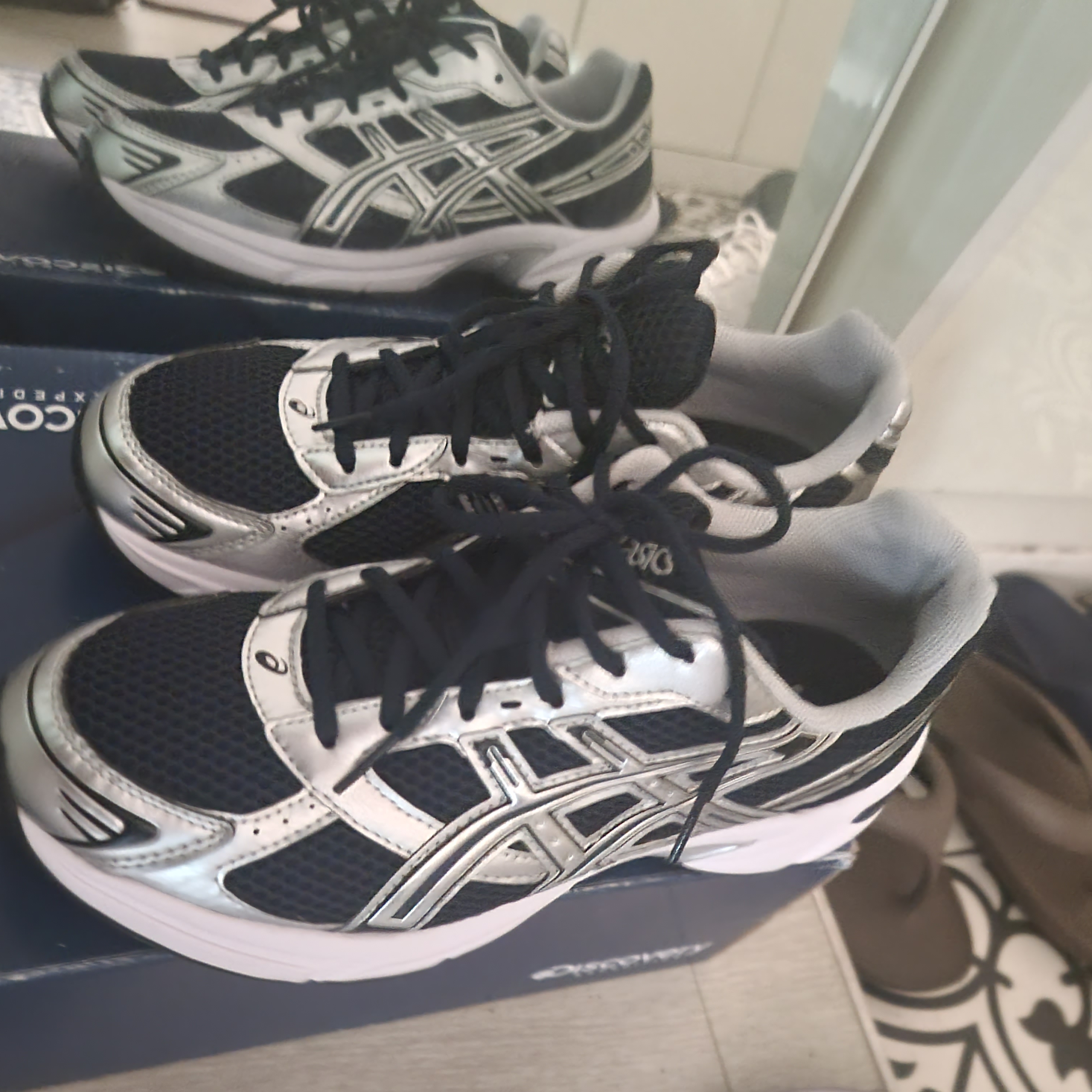 Asics Gel-1130 French Blue Pure Silver 착용 스타일 - 2