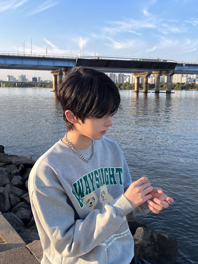 KREAM 프로필 이미지