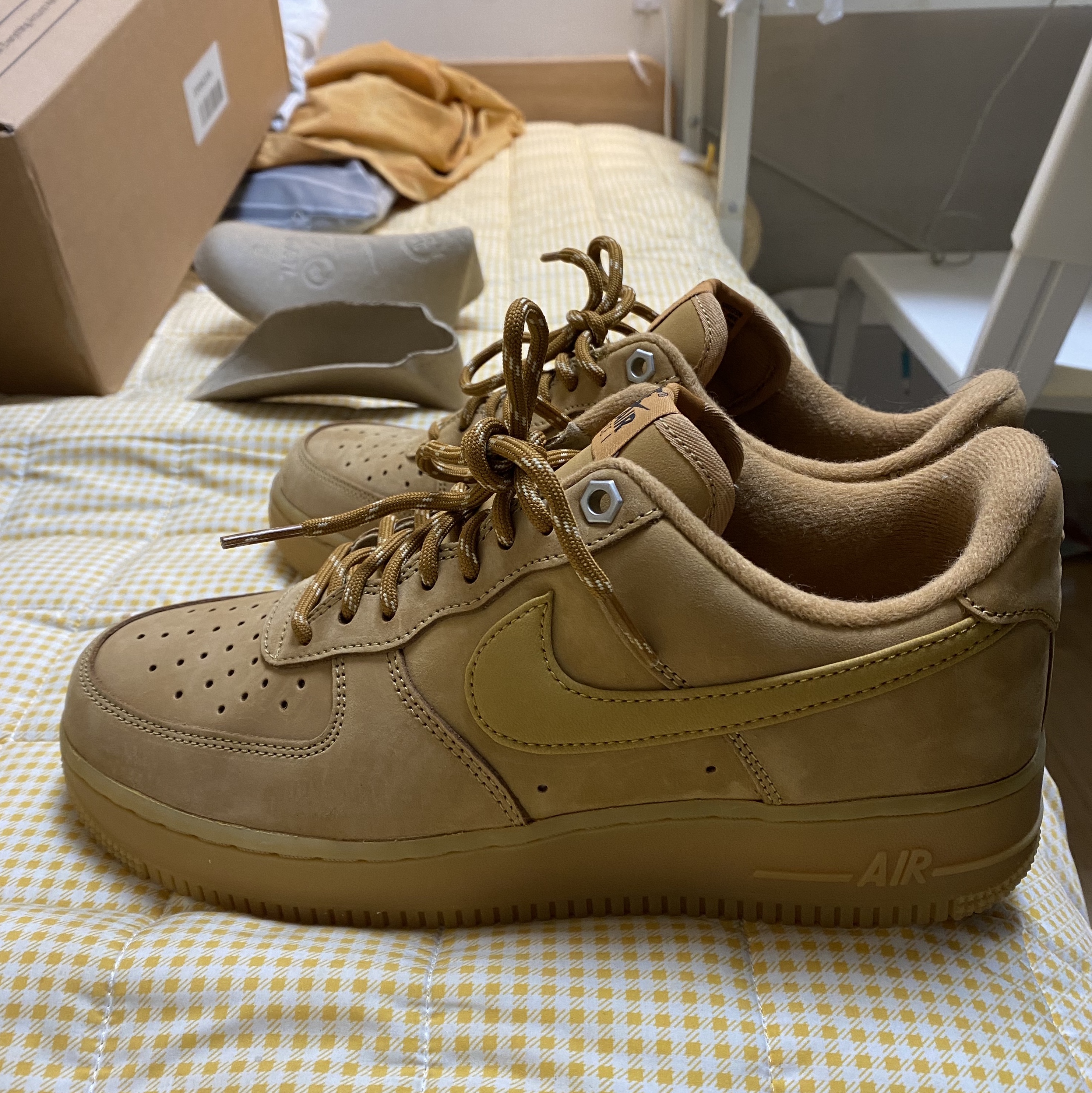 Nike Air Force 1 '07 WB Flax 착용 스타일 - 2