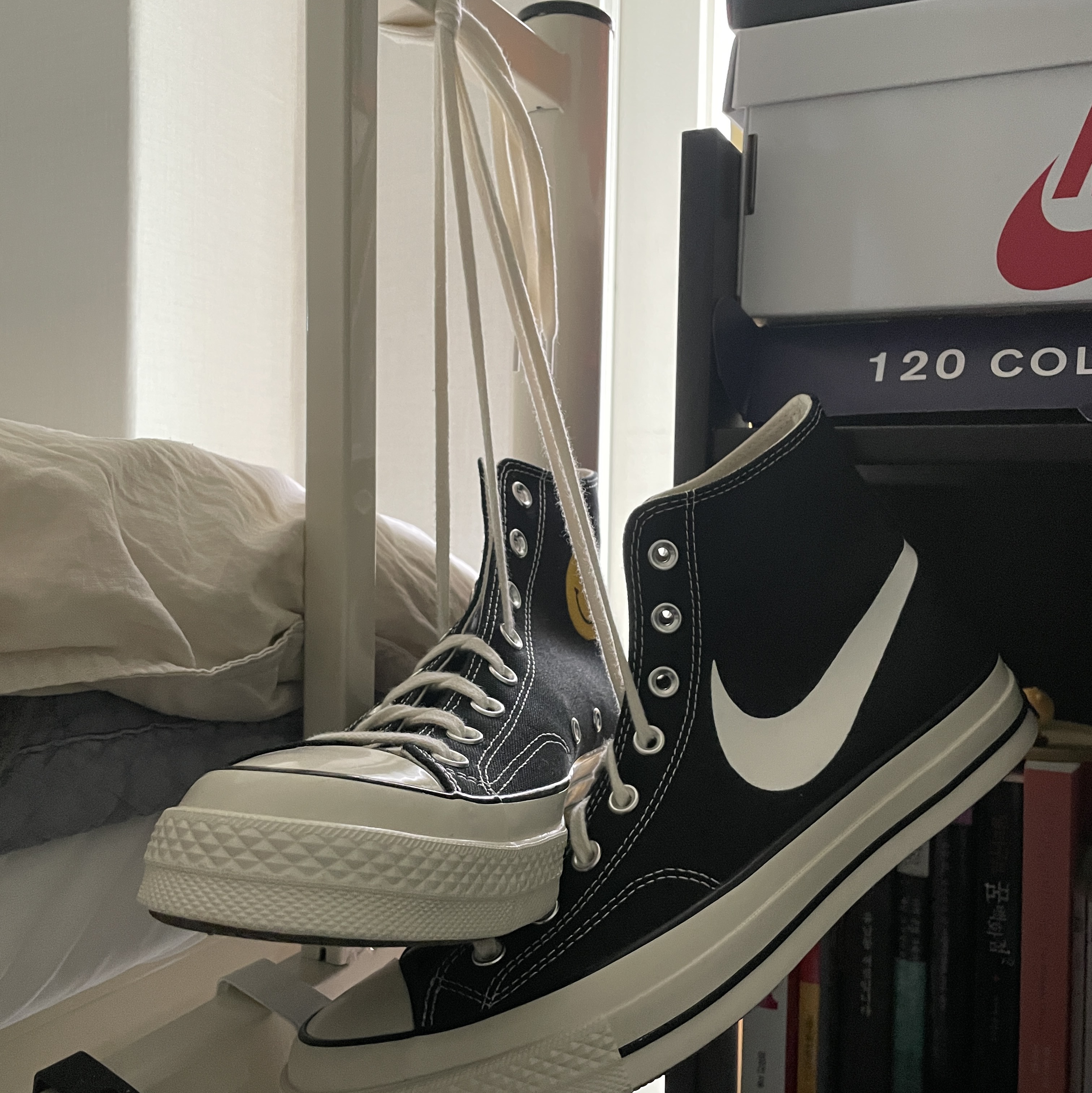 Converse Chuck 70 Hi Black, Converse x Chinatown Market Chuck 70 Hi UV 착용 스타일 - 1
