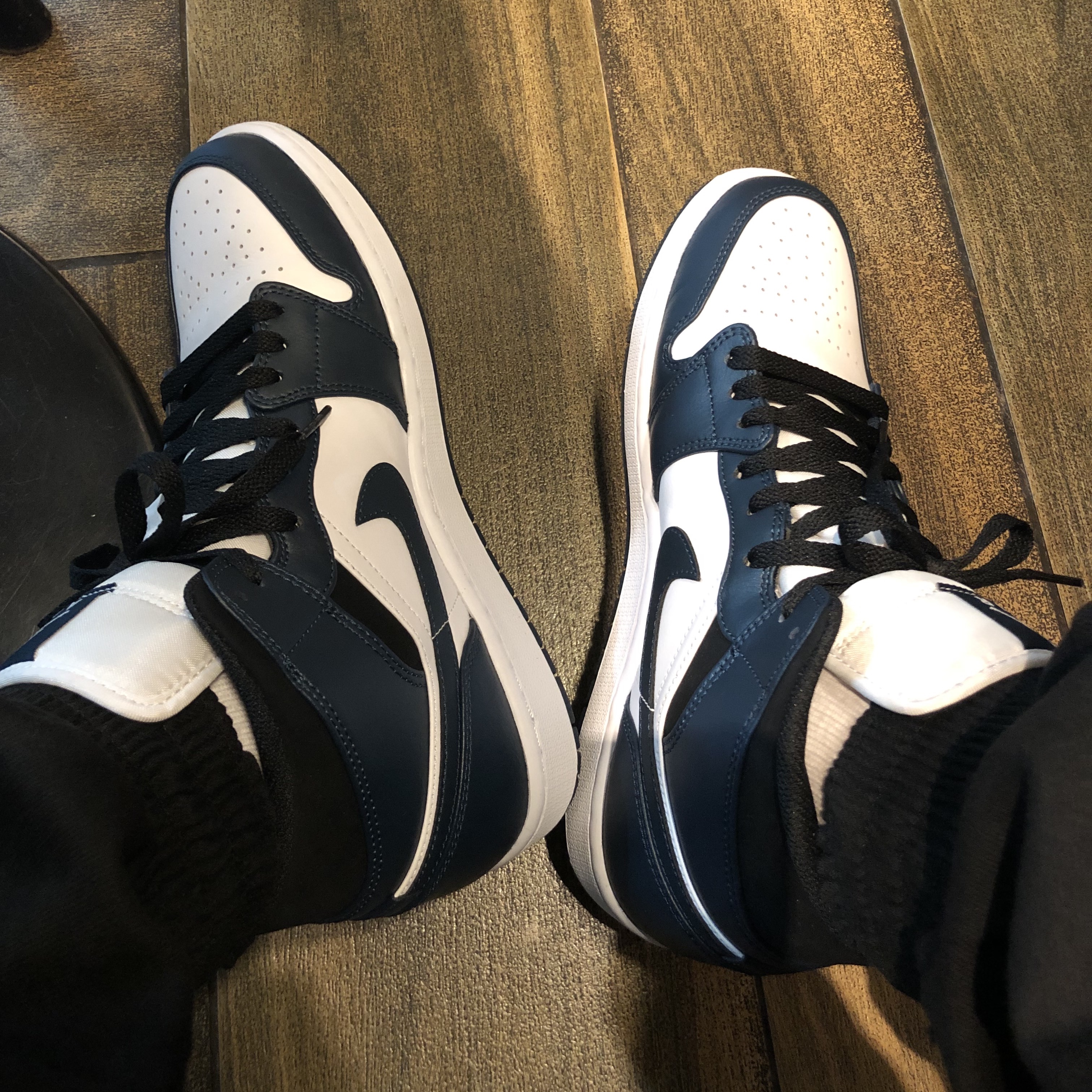 Jordan 1 Mid Dark Teal 착용 스타일