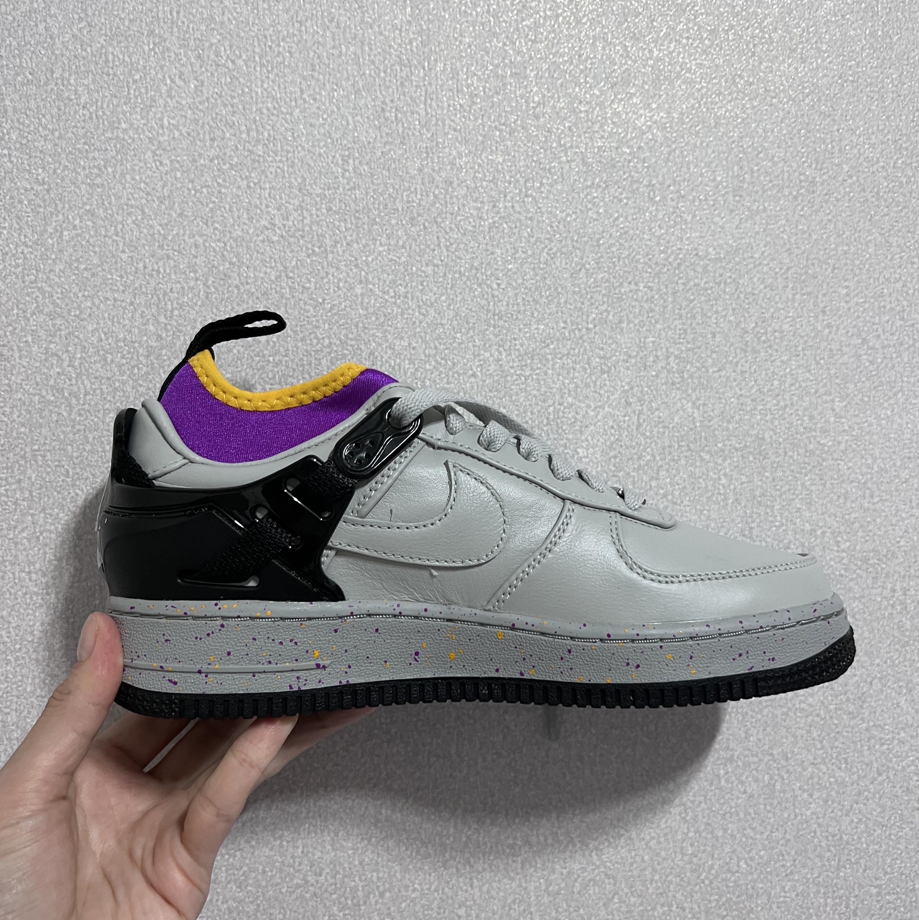 Nike x Undercover Air Force 1 Low SP Grey Fog 착용 스타일