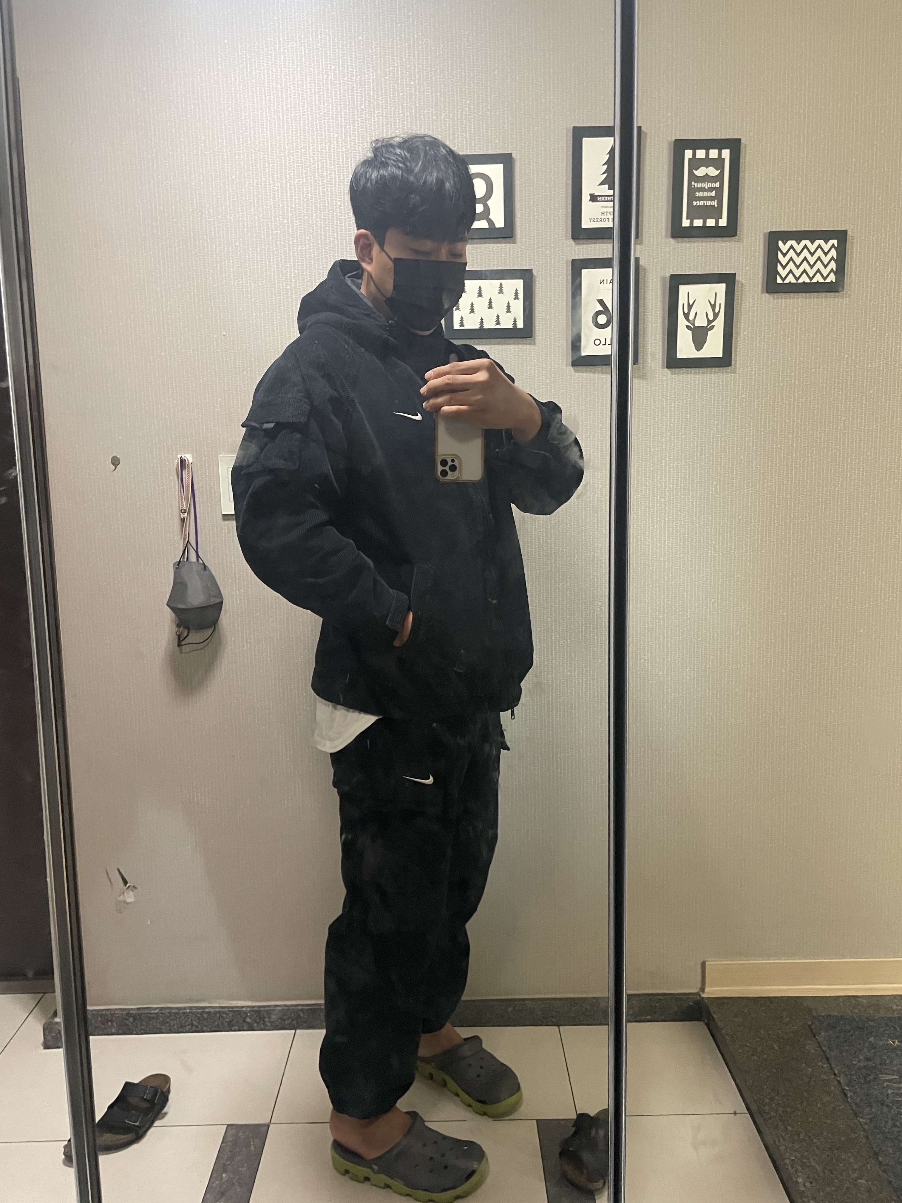 Supreme x Nike Arc Corduroy Hooded Jacket Black - 22SS, Supreme x Nike Arc Corduroy Cargo Pants Black - 22SS 착용 스타일