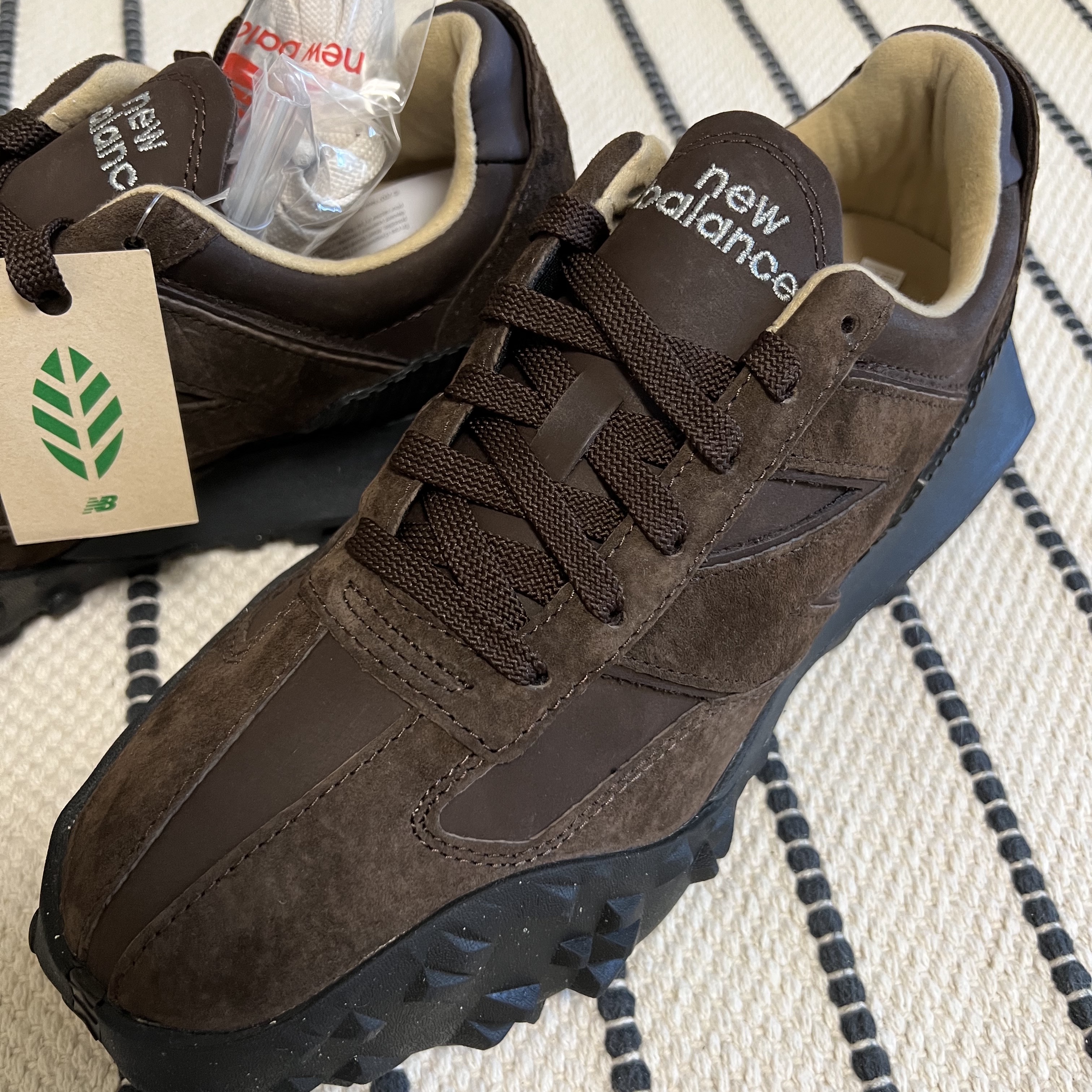New Balance x Auralee XC-72 Brown 착용 스타일
