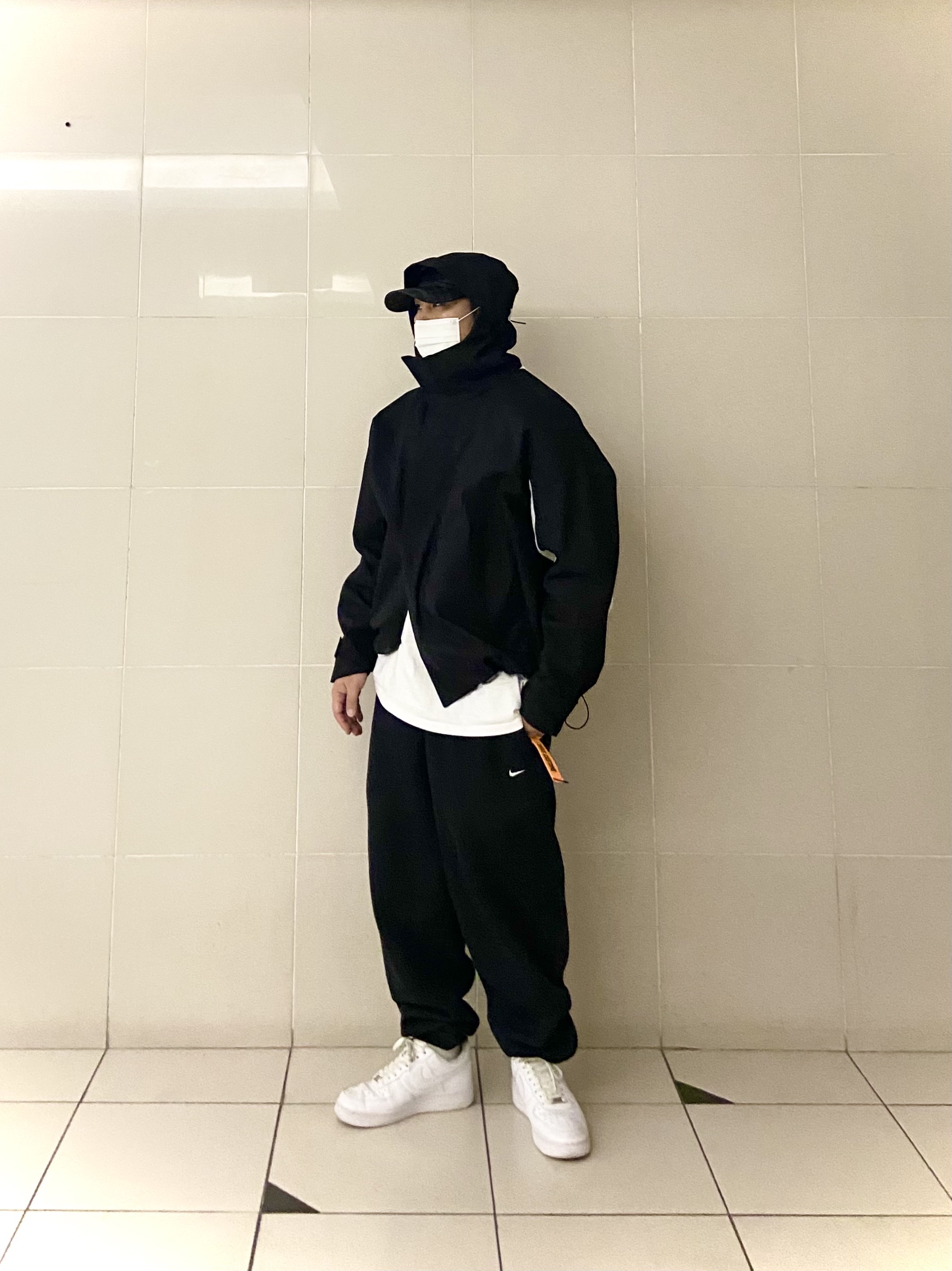 Stone Island 99598 Reflective Grid On Lamy Cap Pewter Grey - 21SS, Nike NRG Solo Swoosh Fleece Pants Black White - Asia 착용 스타일 - 1