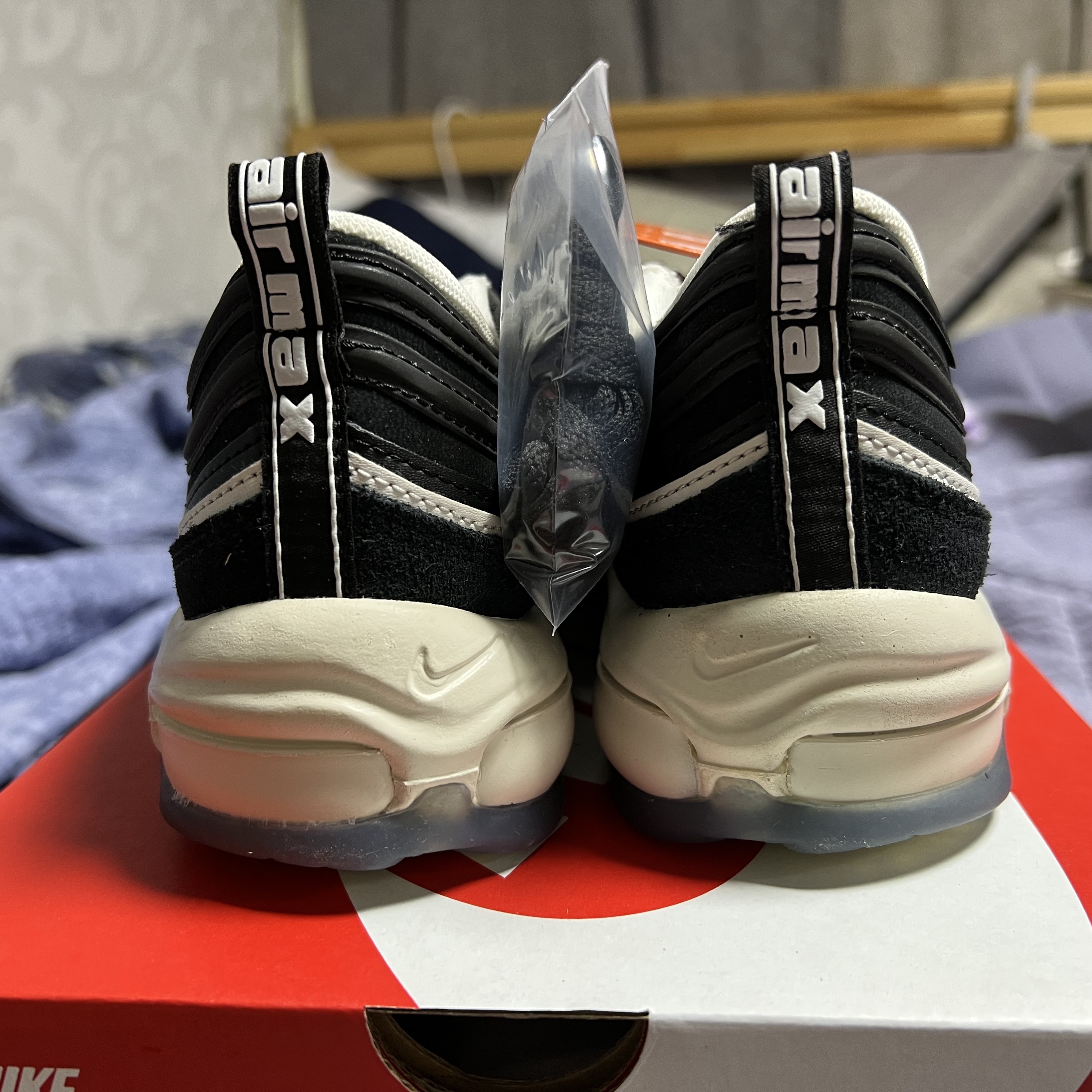 (W) Nike Air Max 97 PRM Hangul Day 착용 스타일 - 3