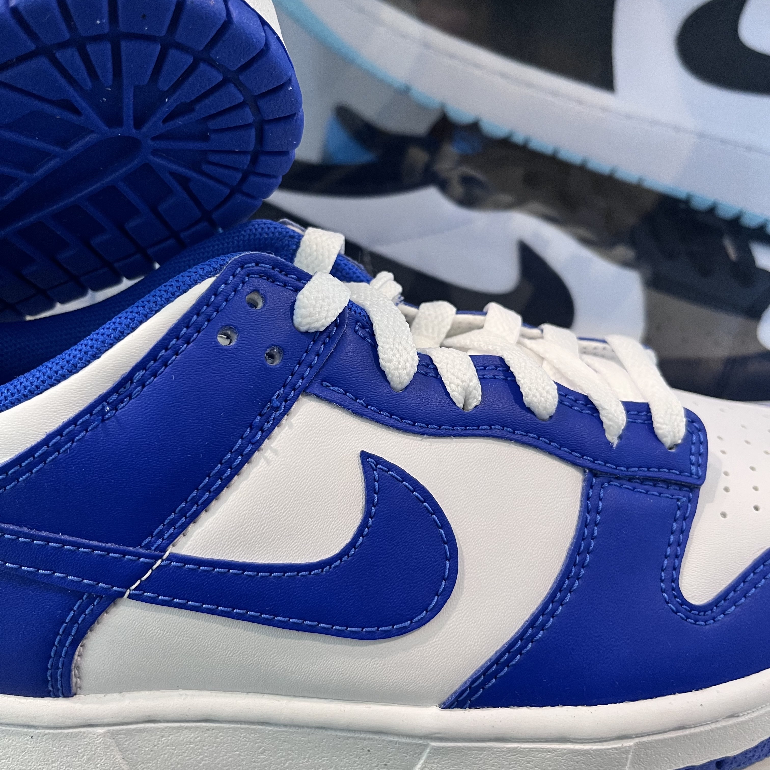 (GS) Nike Dunk Low Racer Blue 착용 스타일 - 1