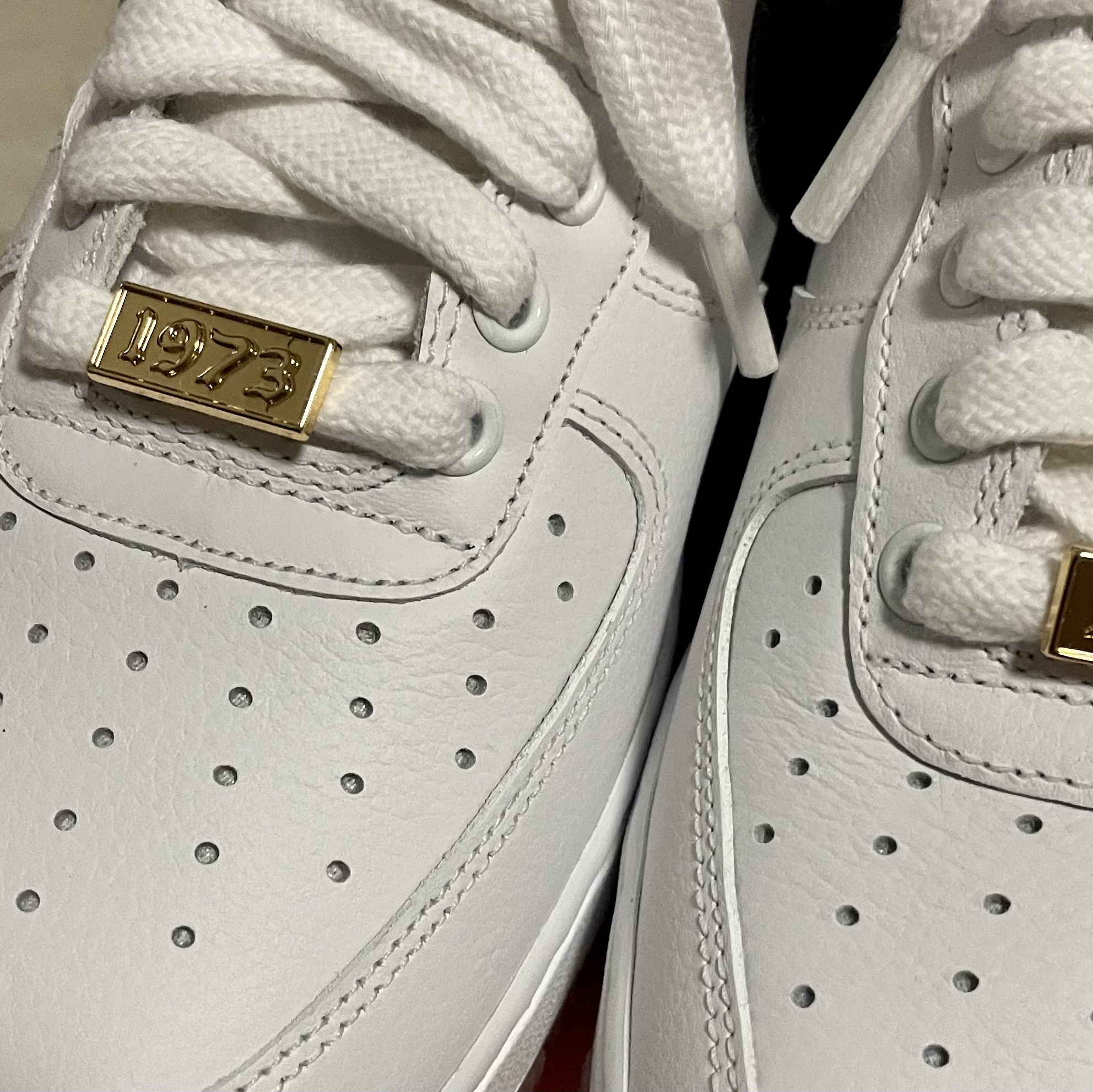 Nike Air Force 1 '07 PRM Bronx Origins 착용 스타일 - 2