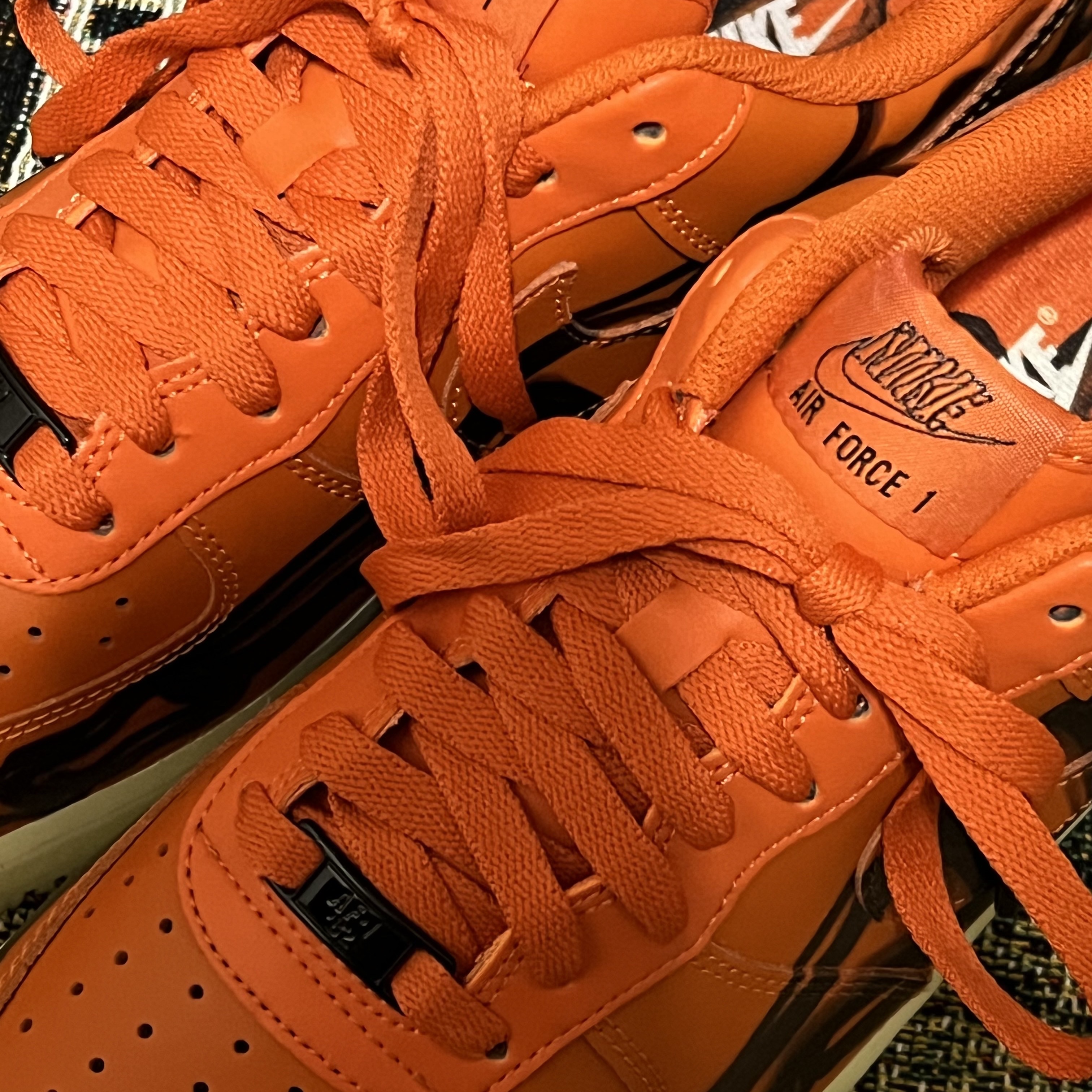 Nike Air Force 1 Low '07 Orange Skeleton 착용 스타일 - 4
