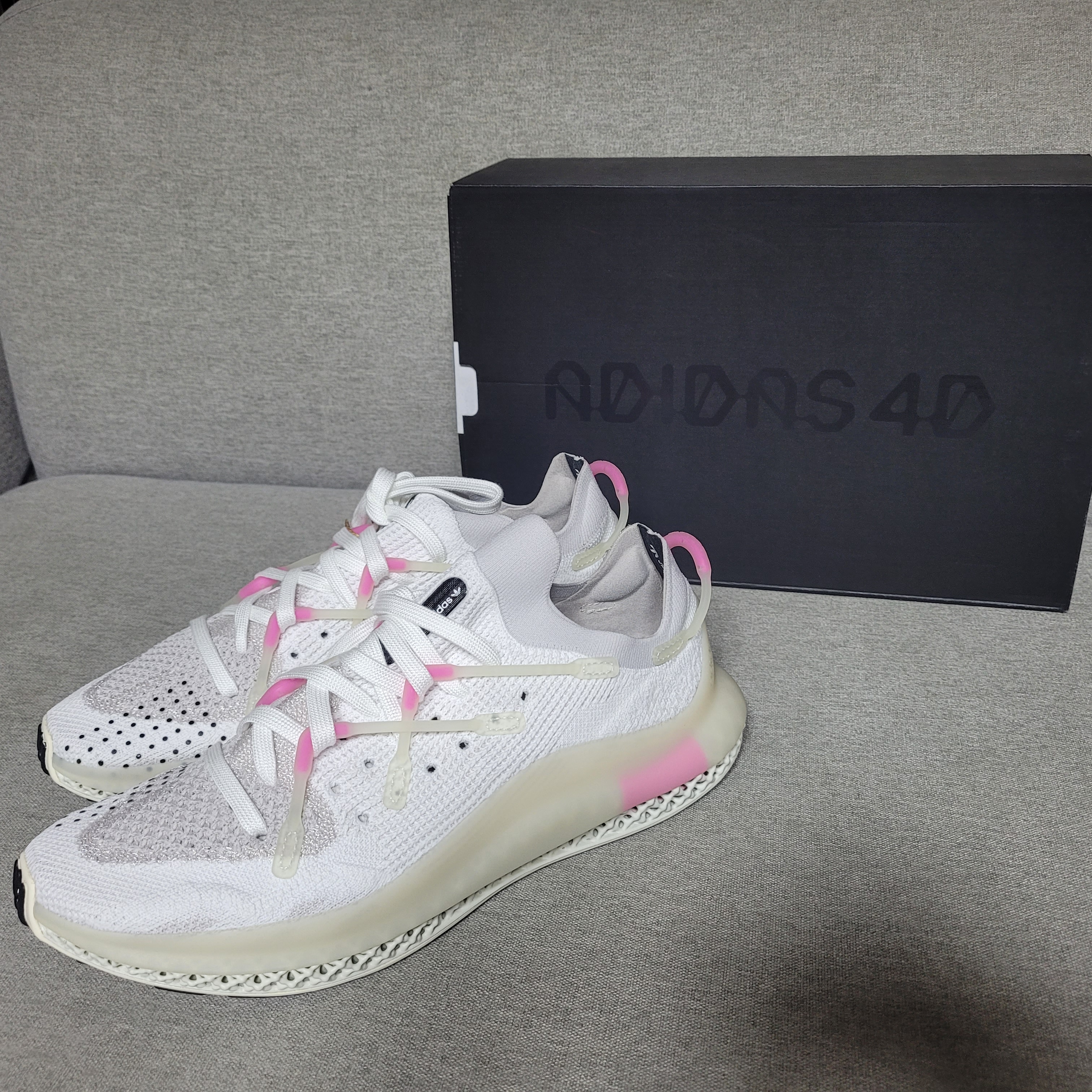 Adidas 4D Fusio Cloud White 착용 스타일