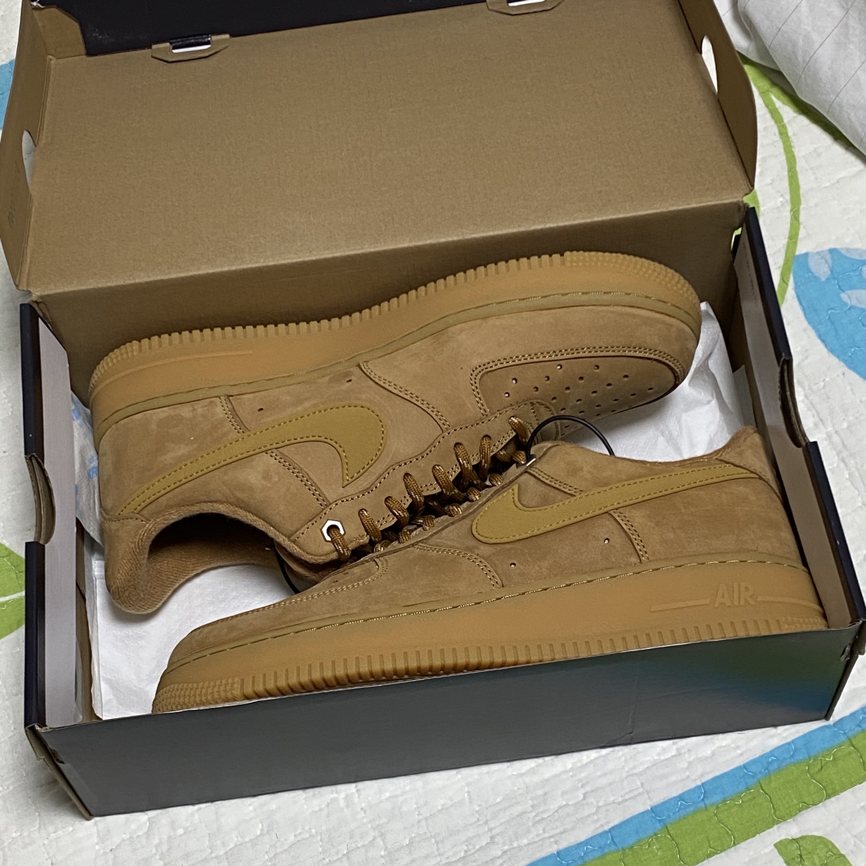 Nike Air Force 1 '07 WB Flax 착용 스타일