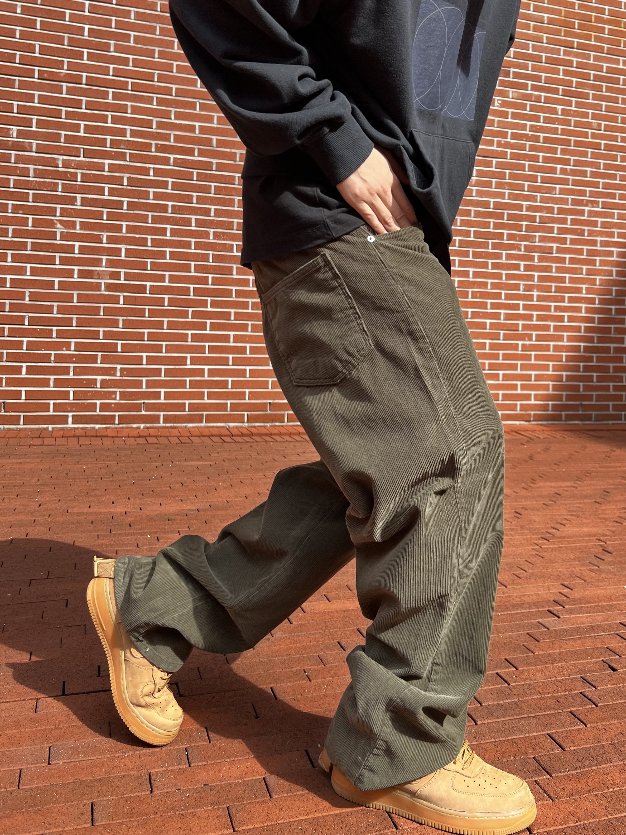 Nike Air Force 1 '07 WB Flax, Nike x Supreme Air Force 1 Low Flax 착용 스타일 - 5