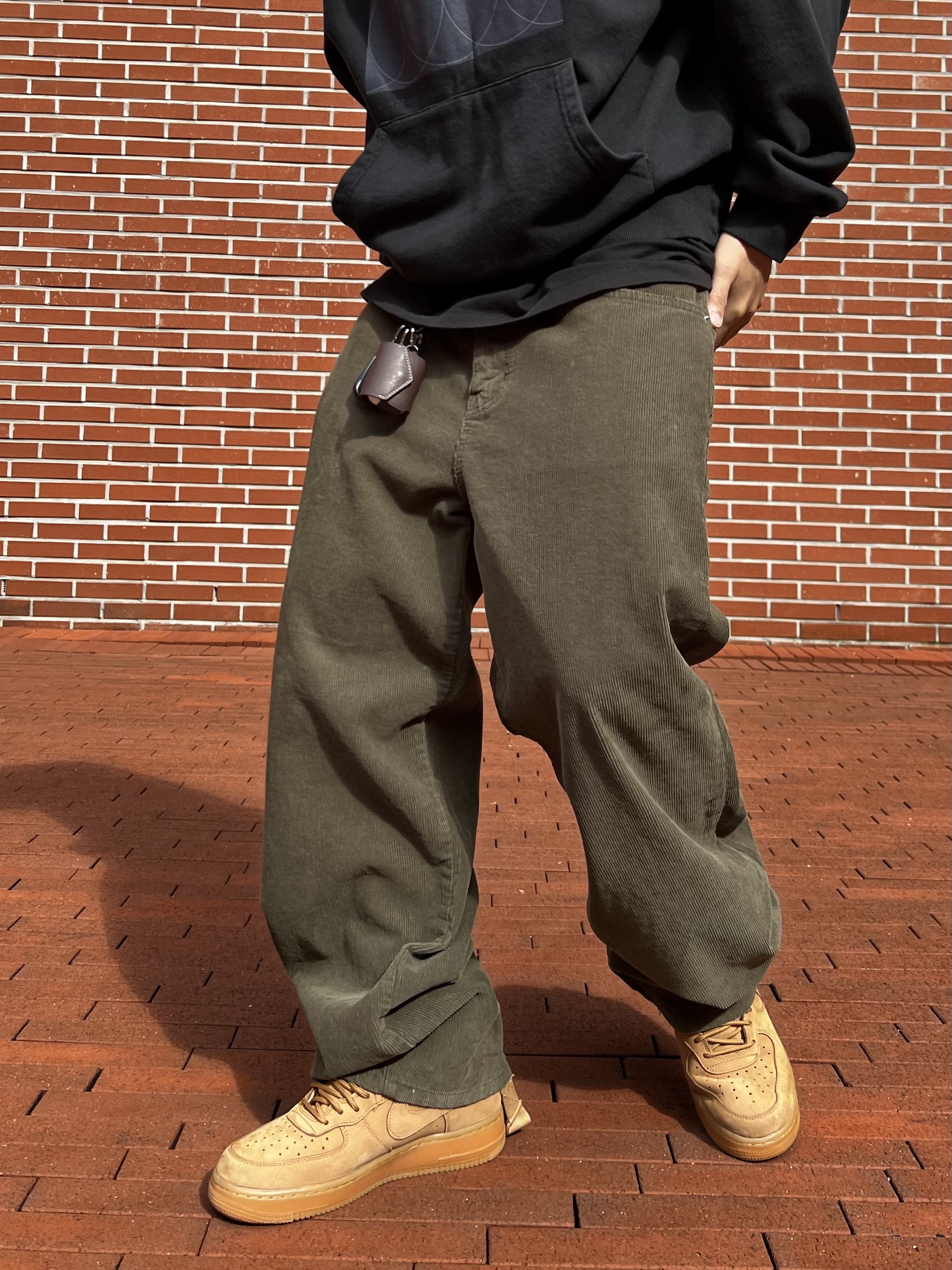 Nike Air Force 1 '07 WB Flax, Nike x Supreme Air Force 1 Low Flax 착용 스타일 - 4