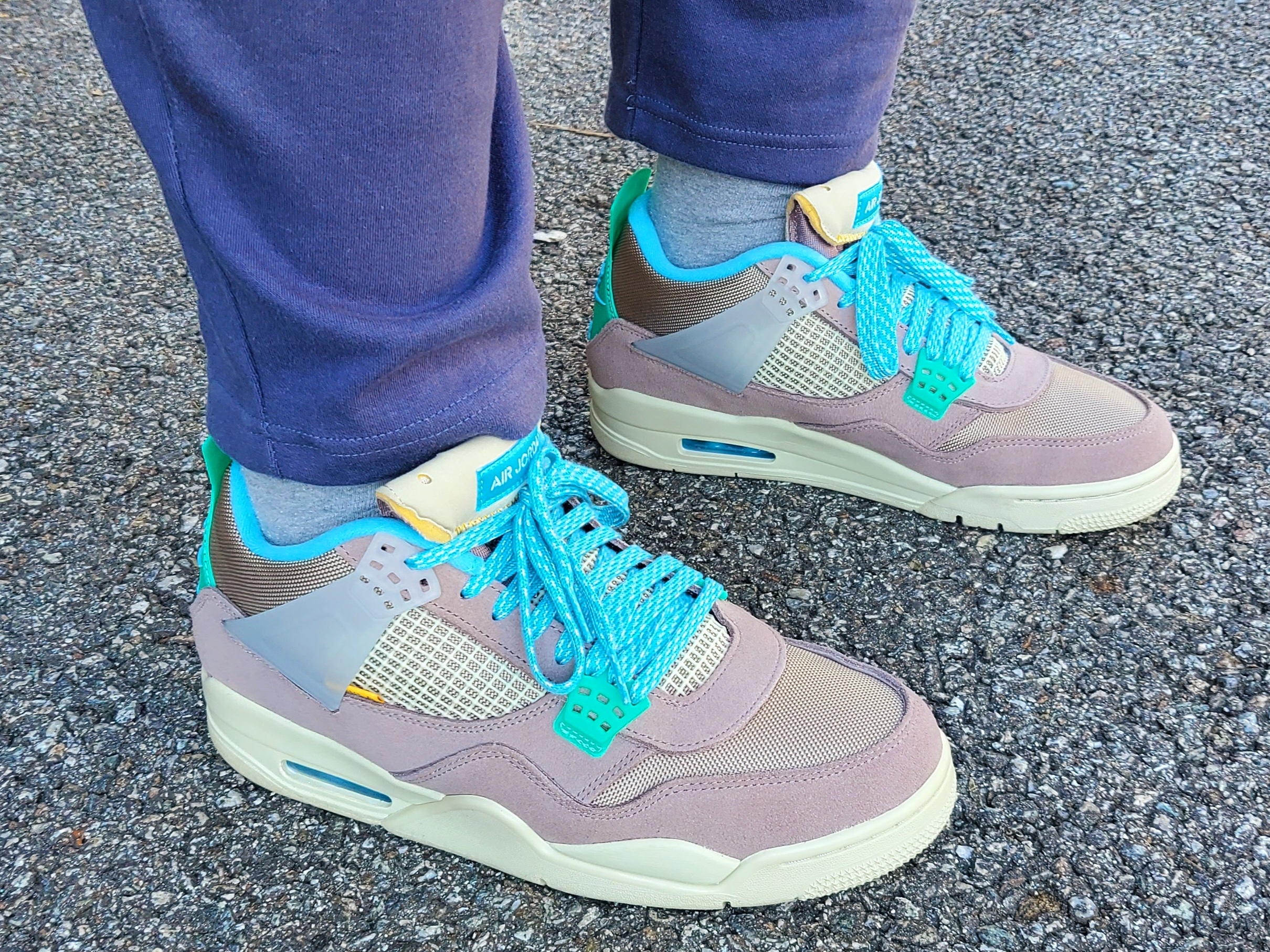 Jordan 4 x Union Retro SP Taupe Haze 착용 스타일 - 2