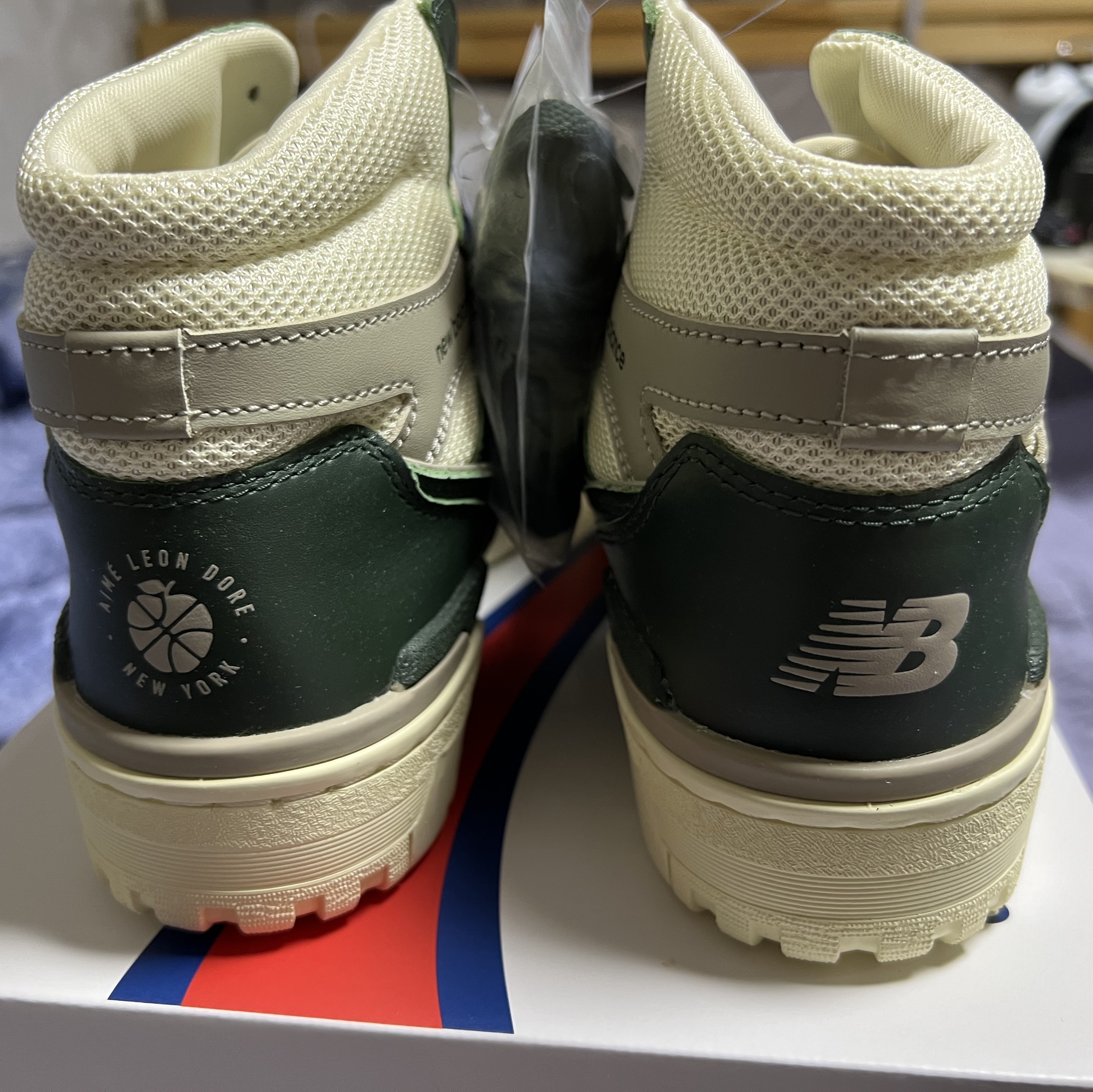 New Balance x Aime Leon Dore 650R Forest Green 착용 스타일 - 3
