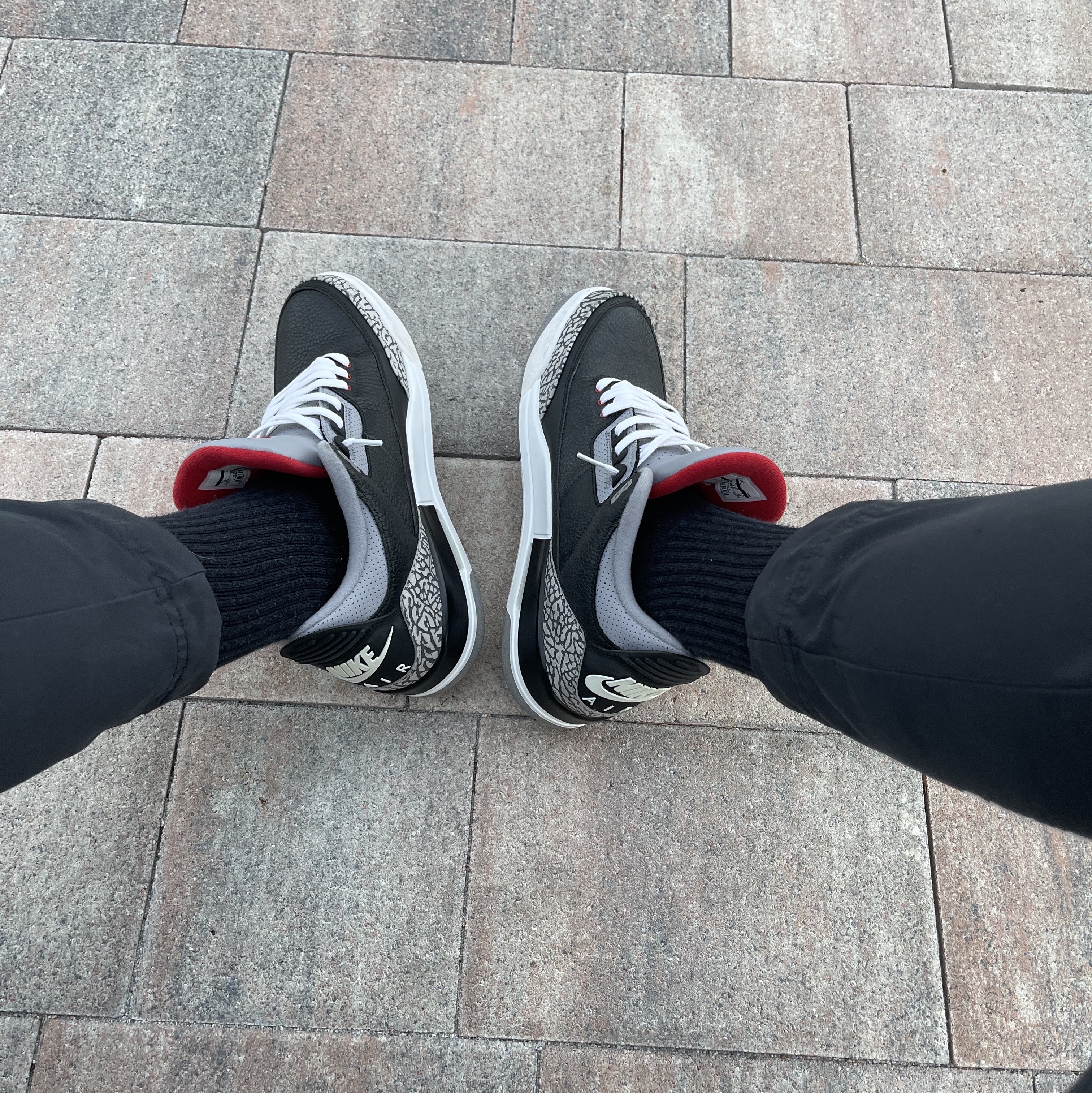 Jordan 3 Retro OG Black Cement 2018 착용 스타일 - 2