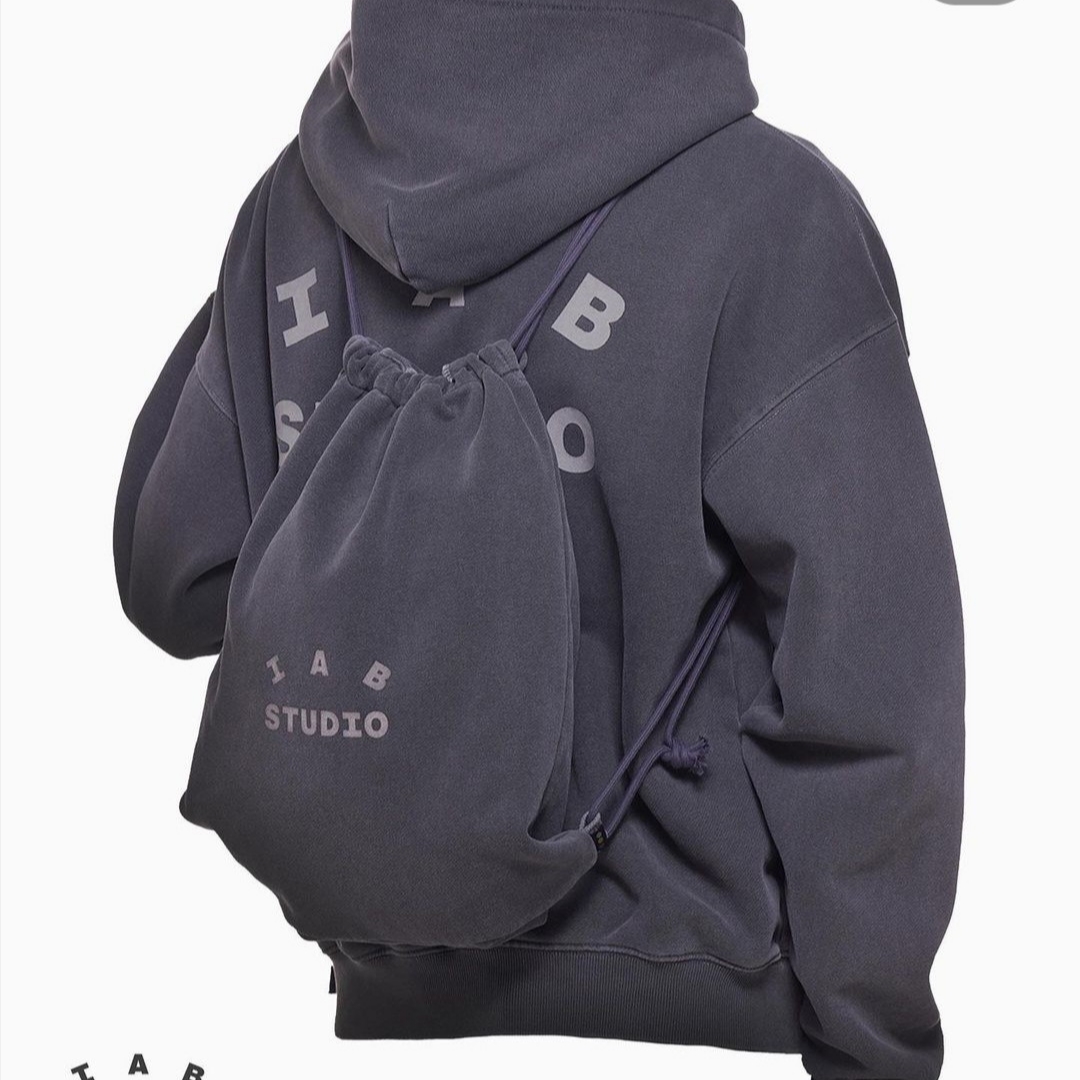 IAB Studio Pigment Hoodie & Sack Black, IAB Studio Pigment Hoodie Black 착용 스타일