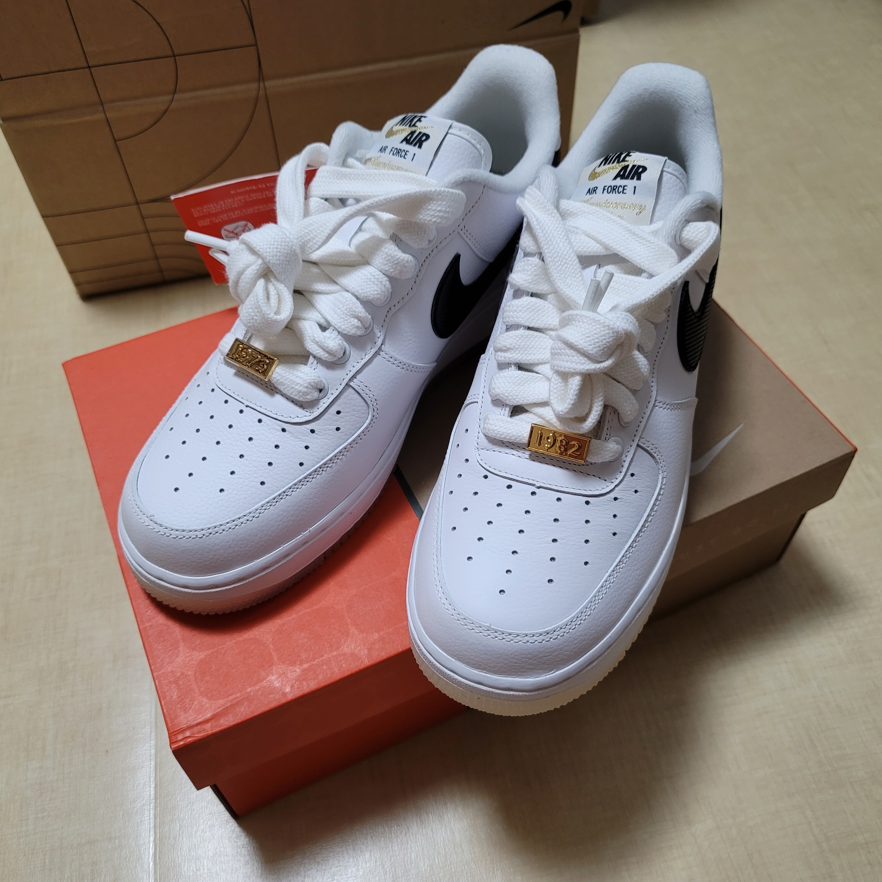 Nike Air Force 1 '07 PRM Bronx Origins 착용 스타일 - 1