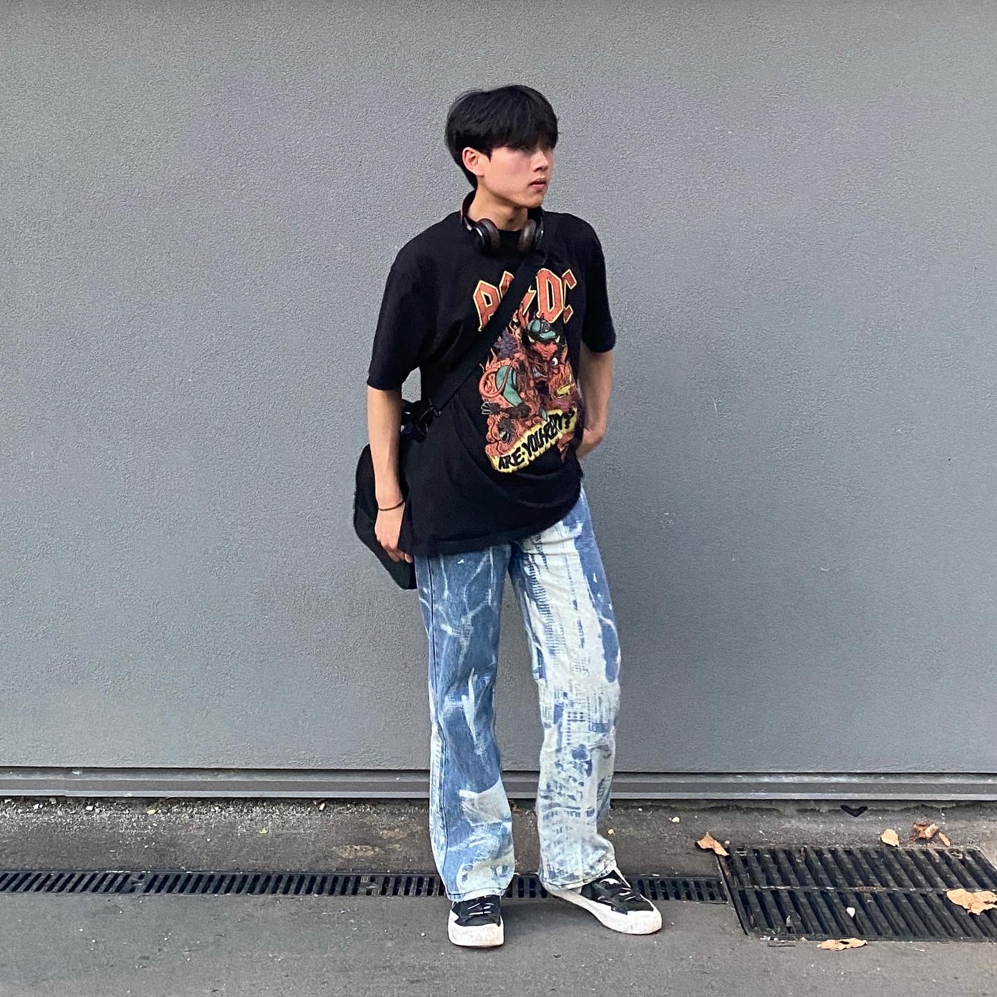 Nike x Sacai Blazer Low Black Patent Leather 착용 스타일 - 4